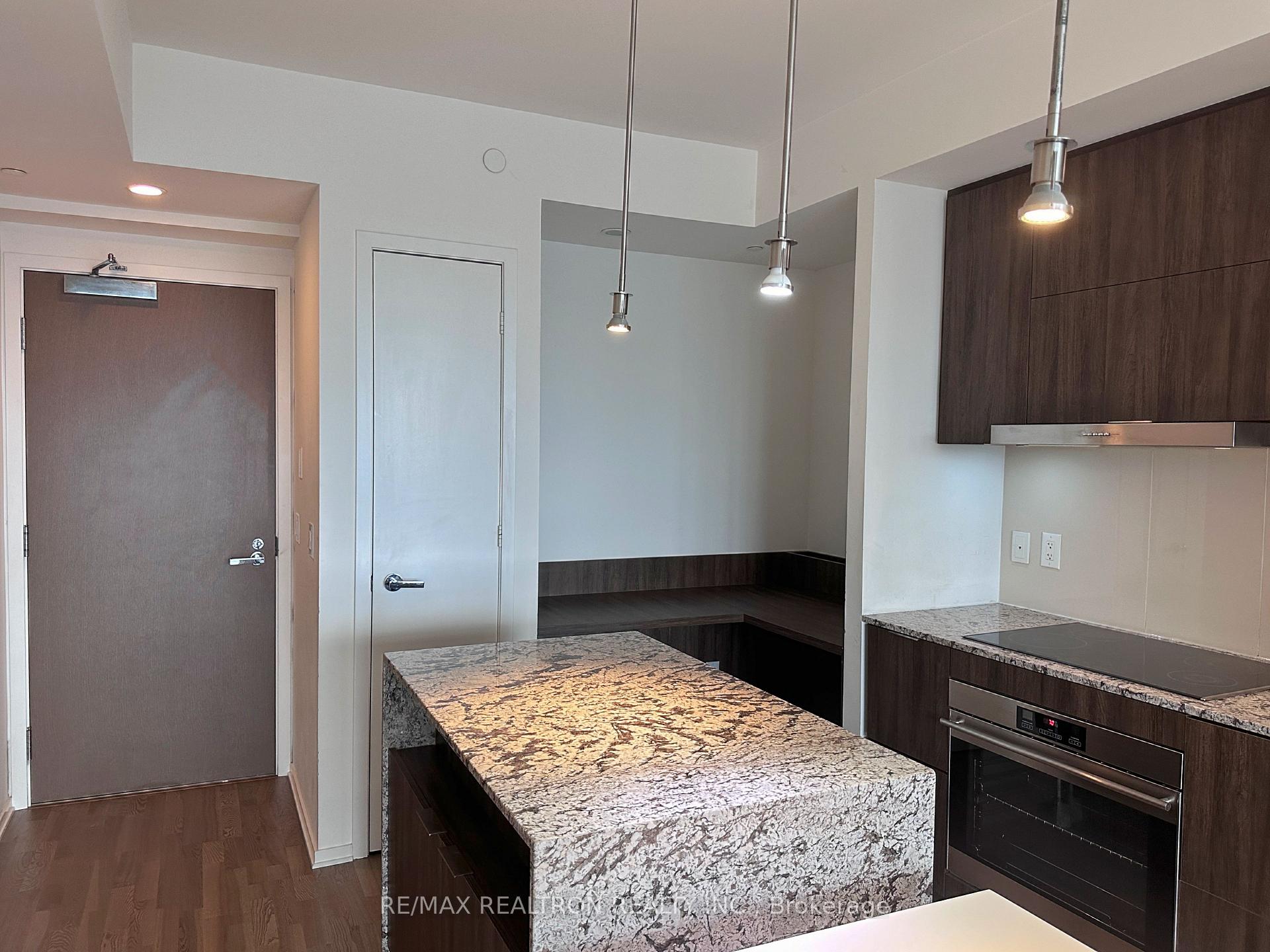 Photo 5 of Unit 3506, 1 Bloor Street E, Toronto, Church-Yonge Corridor — HOMEH