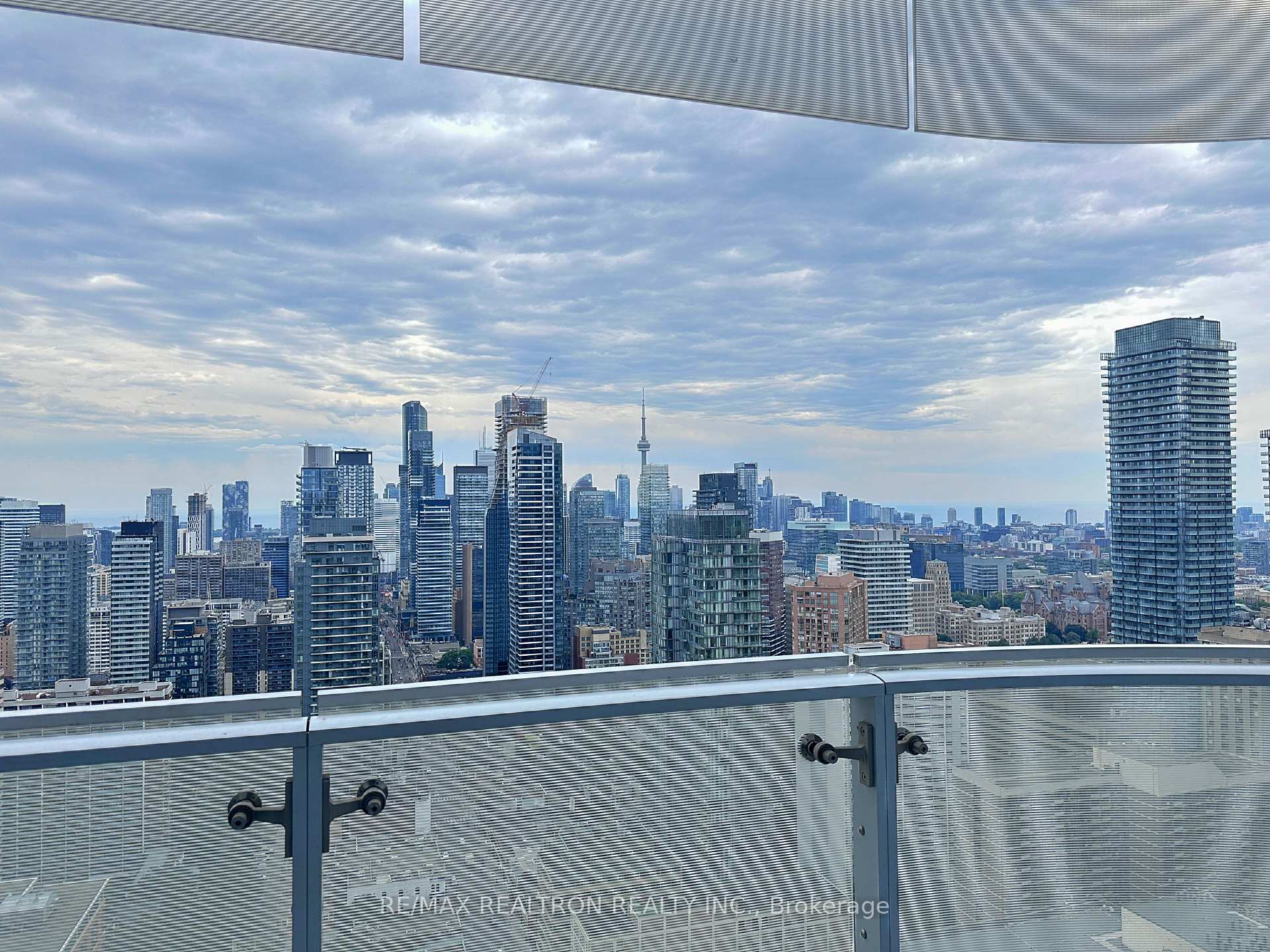 Photo 12 of Unit 3506, 1 Bloor Street E, Toronto, Church-Yonge Corridor — HOMEH
