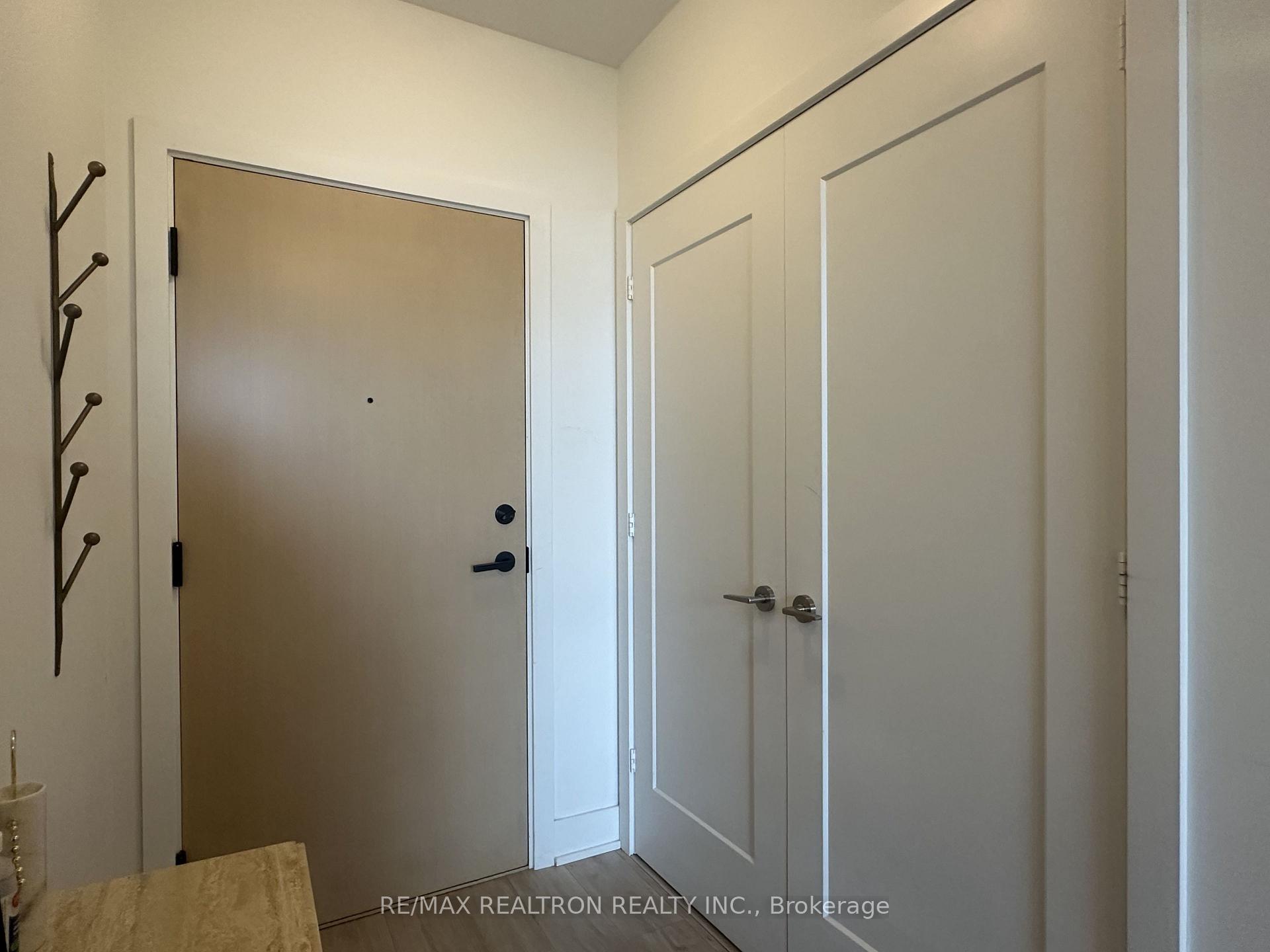 Photo 2 of Unit 528, 1 Belsize Drive, Toronto, Mount Pleasant West — HOMEH