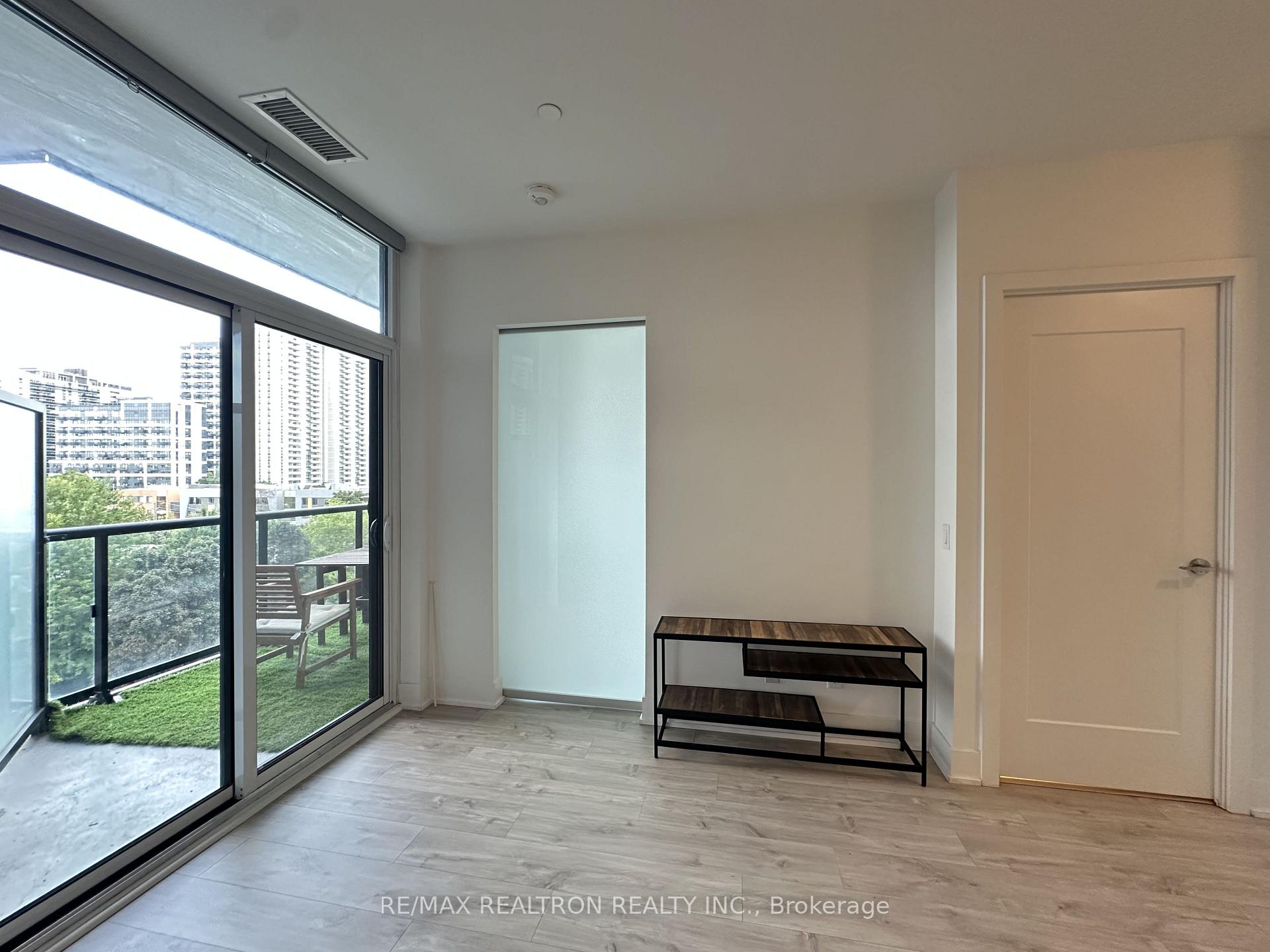 Photo 12 of Unit 528, 1 Belsize Drive, Toronto, Mount Pleasant West — HOMEH