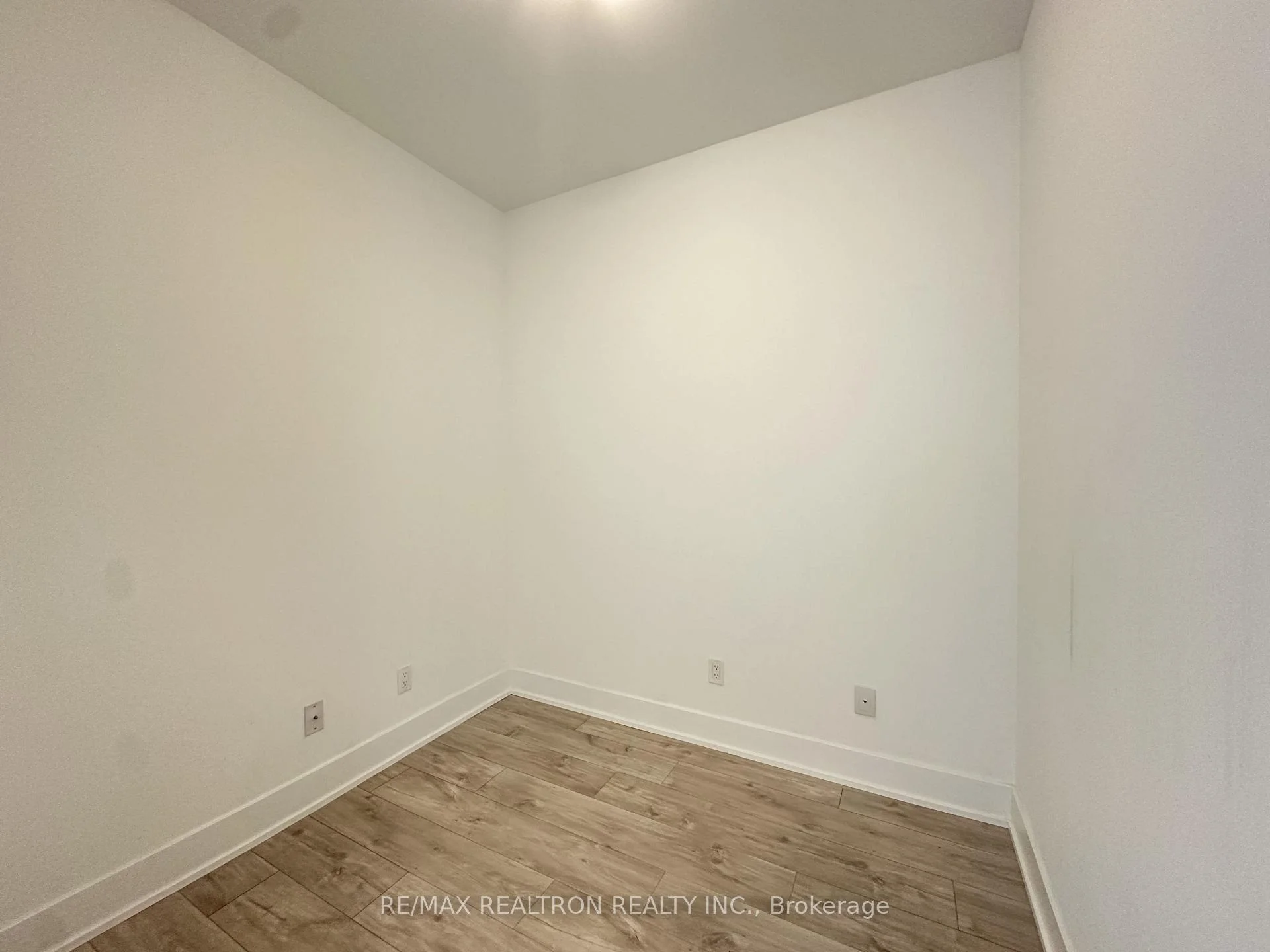 Photo 23 of Unit 528, 1 Belsize Drive, Toronto, Mount Pleasant West — HOMEH