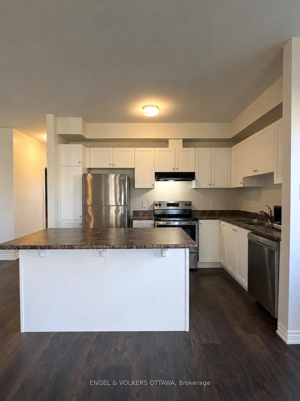 Photo 5 of 289 Zenith Private, Ottawa, Barrhaven - Half Moon Bay — HOMEH