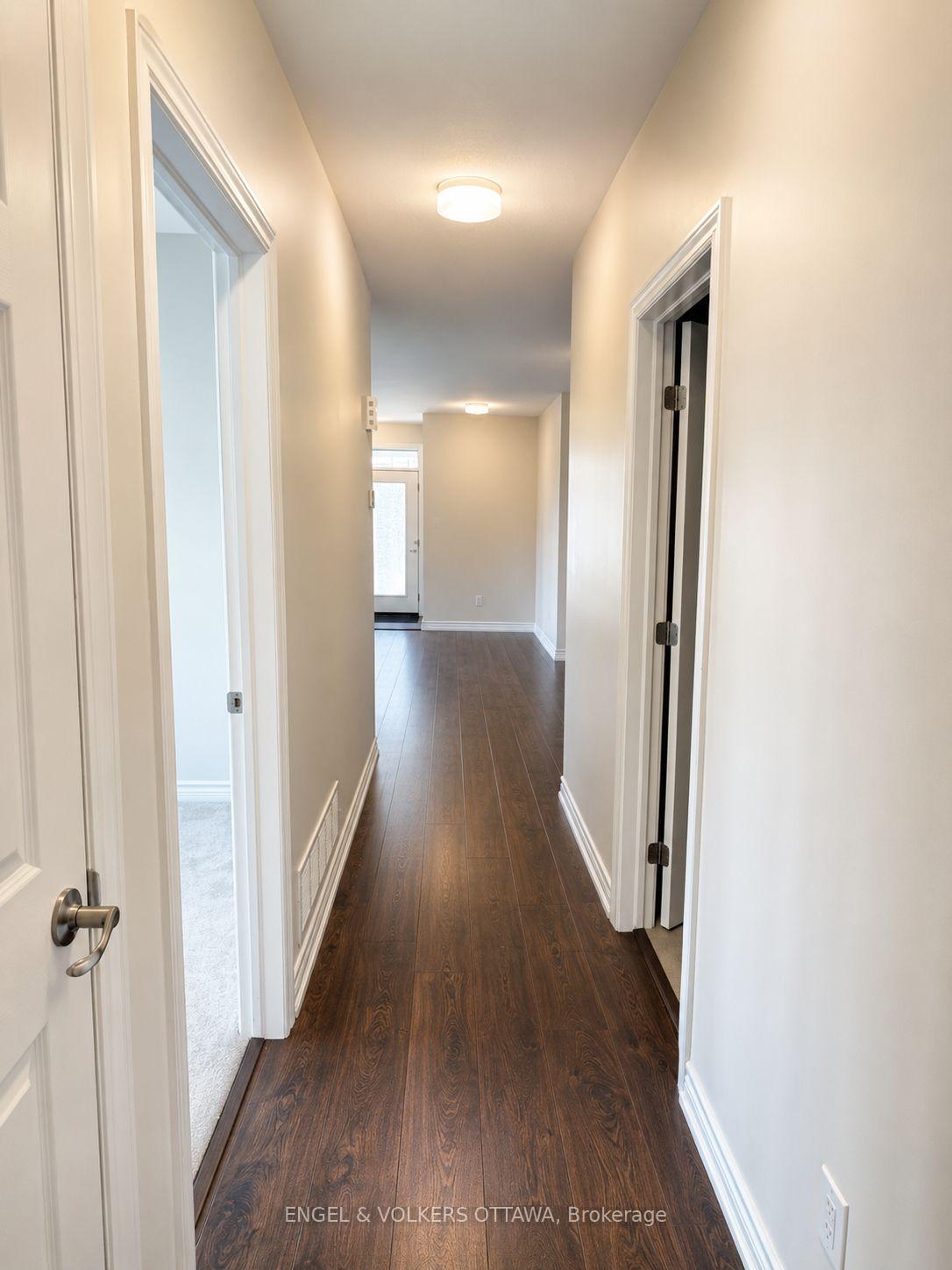 Photo 6 of 289 Zenith Private, Ottawa, Barrhaven - Half Moon Bay — HOMEH