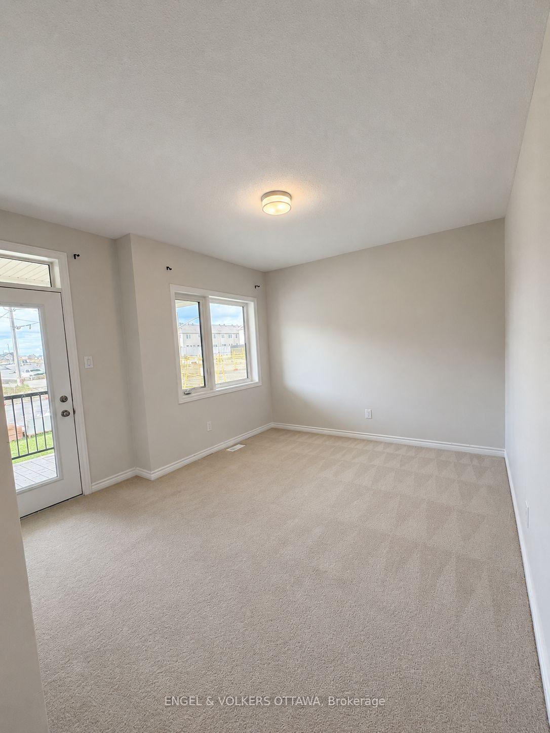 Photo 9 of 289 Zenith Private, Ottawa, Barrhaven - Half Moon Bay — HOMEH