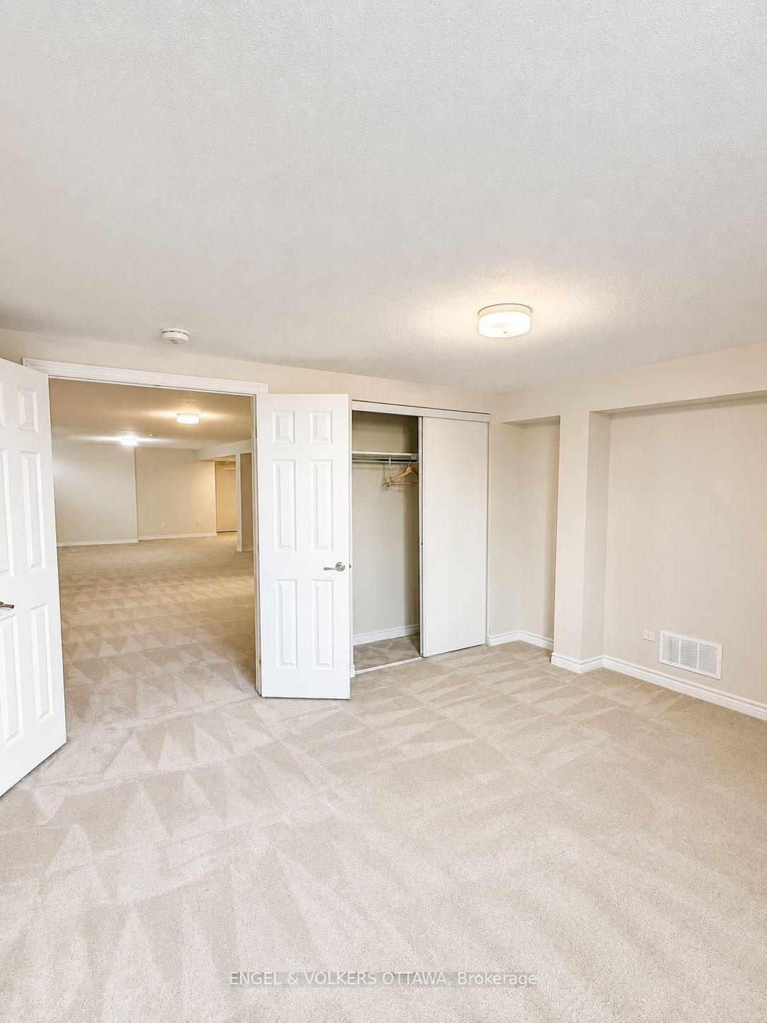Photo 12 of 289 Zenith Private, Ottawa, Barrhaven - Half Moon Bay — HOMEH