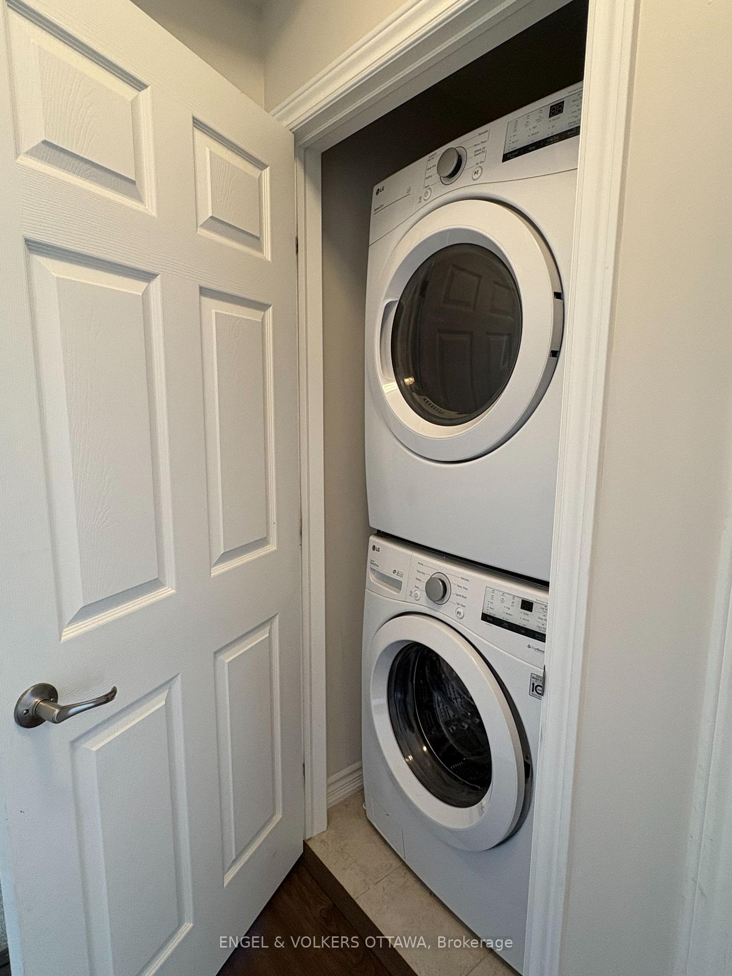 Photo 15 of 289 Zenith Private, Ottawa, Barrhaven - Half Moon Bay — HOMEH