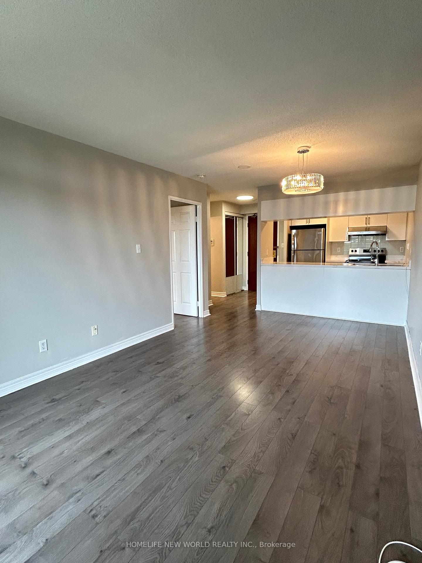 Photo 2 of Unit 710, 28 Empress Avenue, North York, Willowdale East — HOMEH