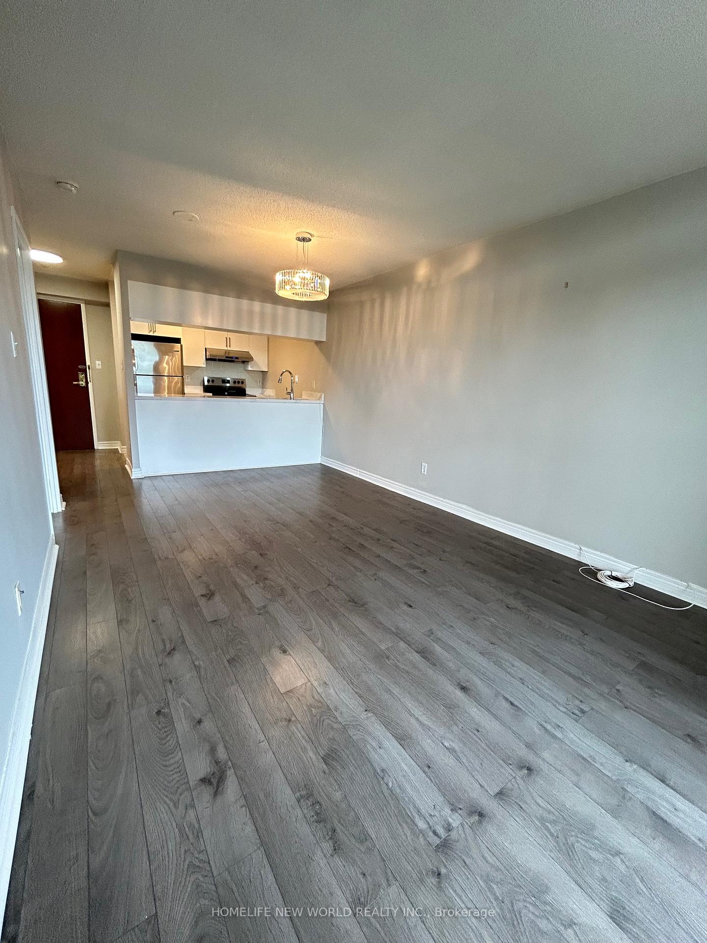 Photo 3 of Unit 710, 28 Empress Avenue, North York, Willowdale East — HOMEH