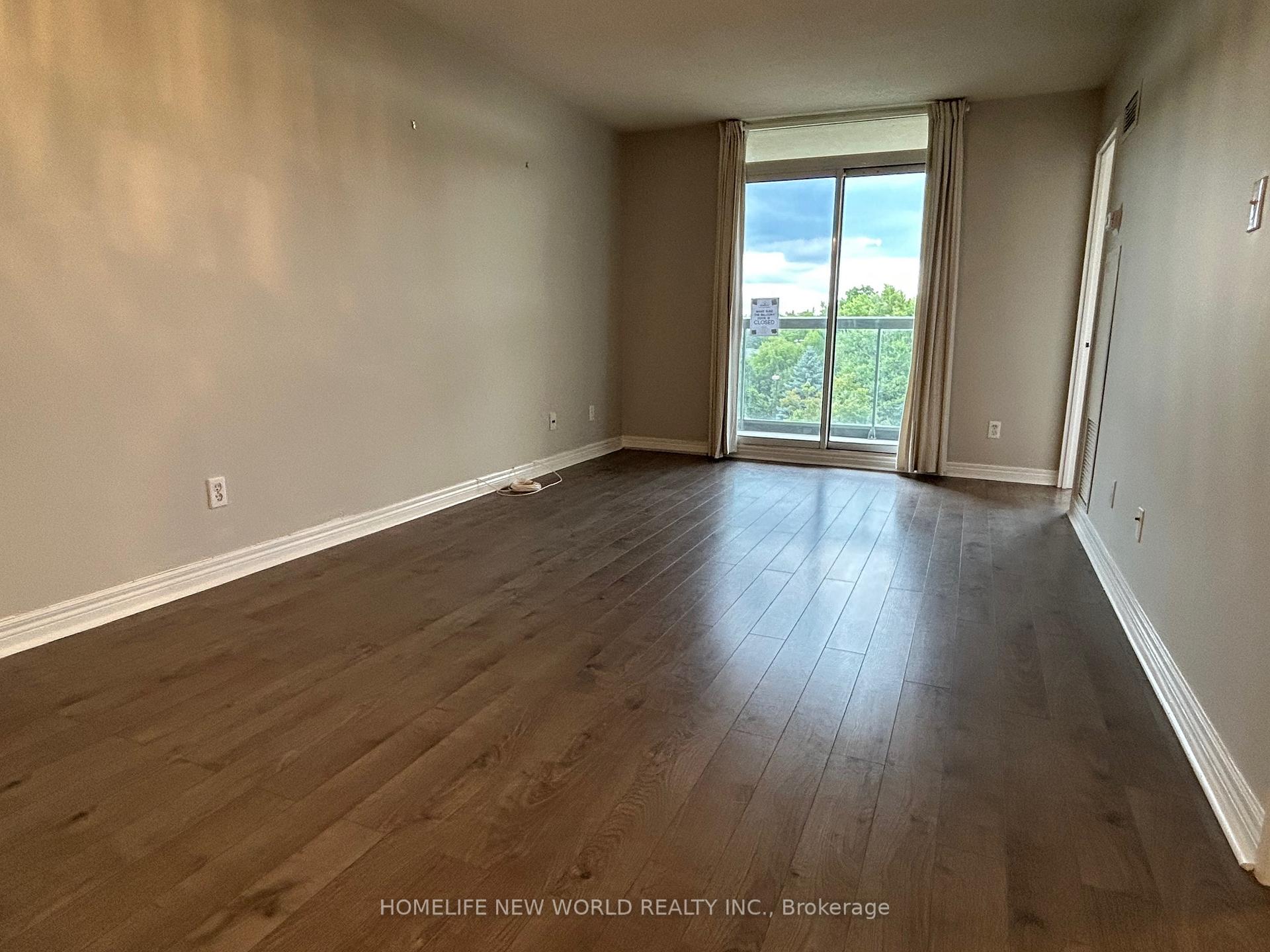 Photo 4 of Unit 710, 28 Empress Avenue, North York, Willowdale East — HOMEH
