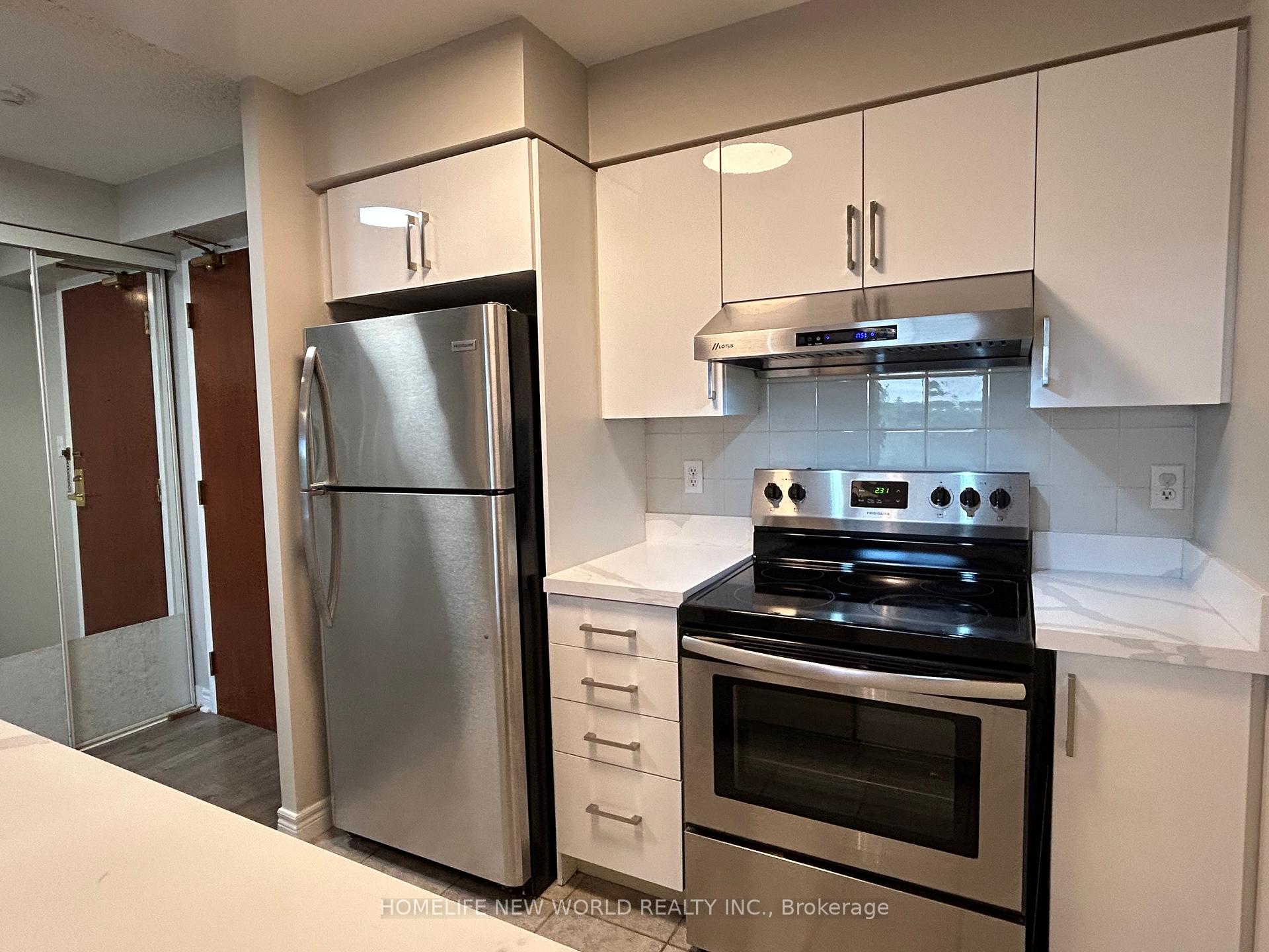 Photo 6 of Unit 710, 28 Empress Avenue, North York, Willowdale East — HOMEH