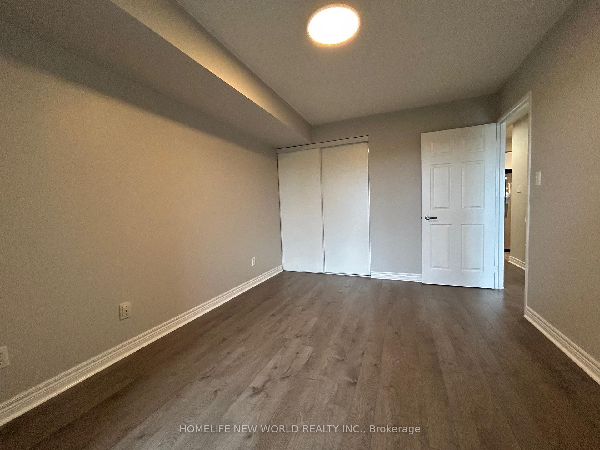 Photo 13 of Unit 710, 28 Empress Avenue, North York, Willowdale East — HOMEH