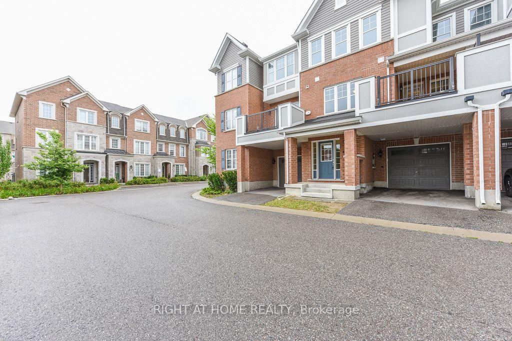 Photo 2 of Unit 63, 1222 Rose Way, Milton, Cobban — HOMEH
