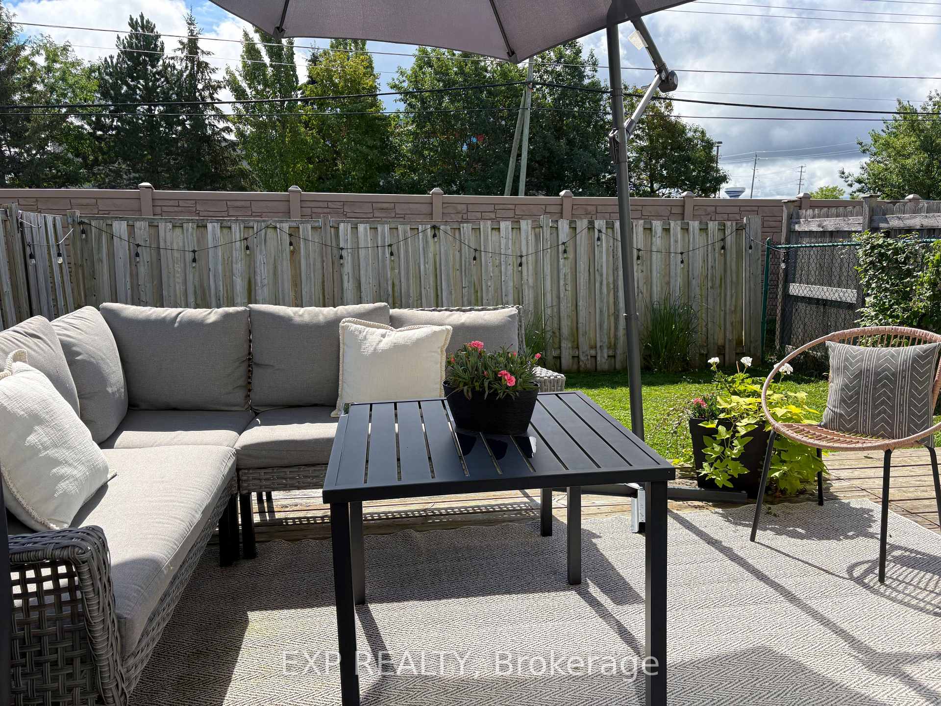 Photo 31 of 16 Crampton Drive, Carleton Place, Carleton Place — HOMEH