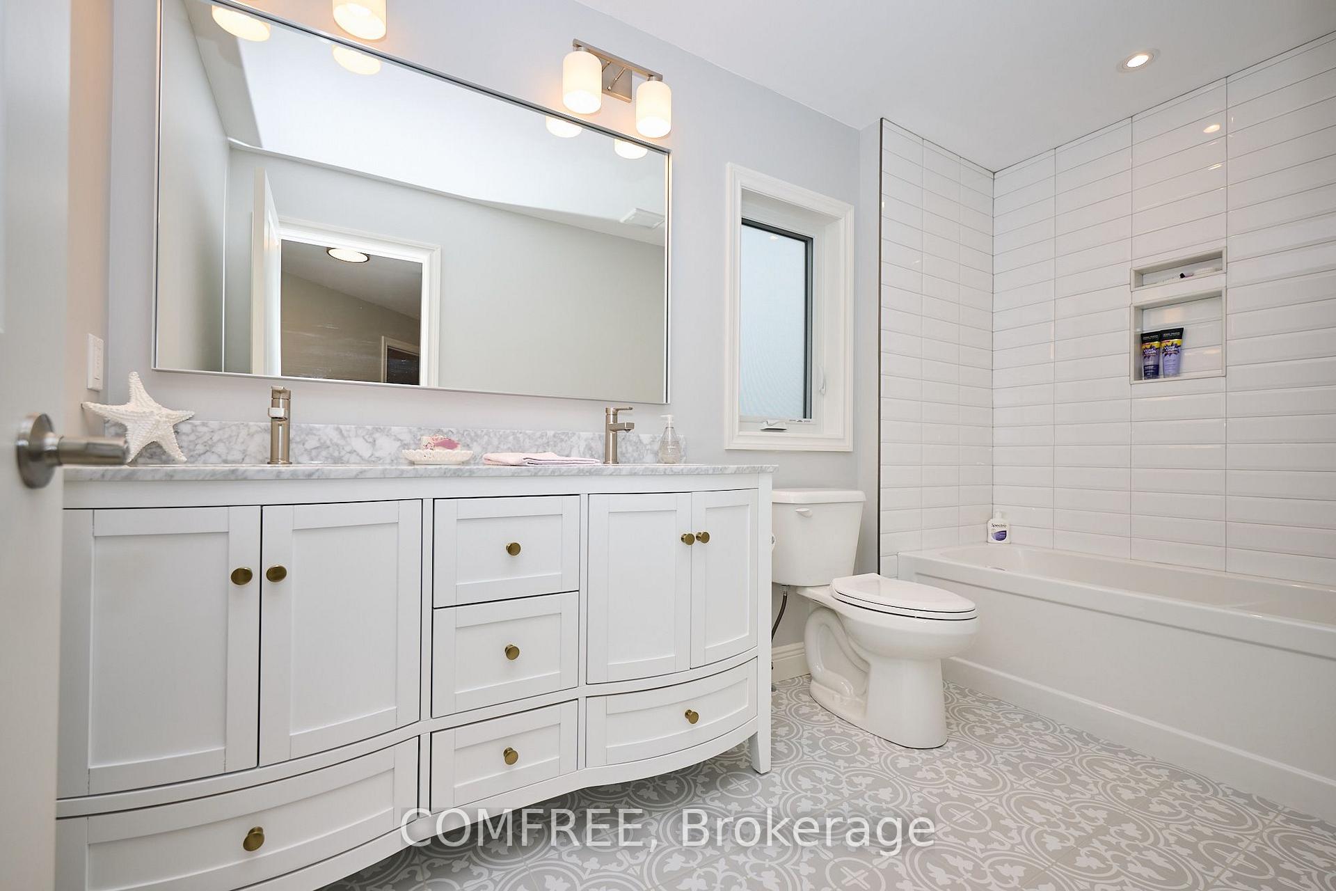 Photo 12 of 8880 Angie Drive, Niagara Falls, Forestview — HOMEH