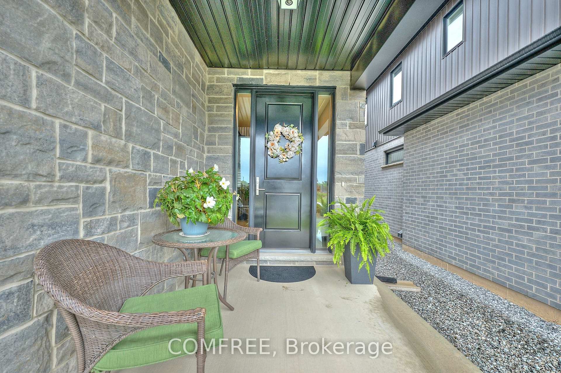 Photo 20 of 8880 Angie Drive, Niagara Falls, Forestview — HOMEH