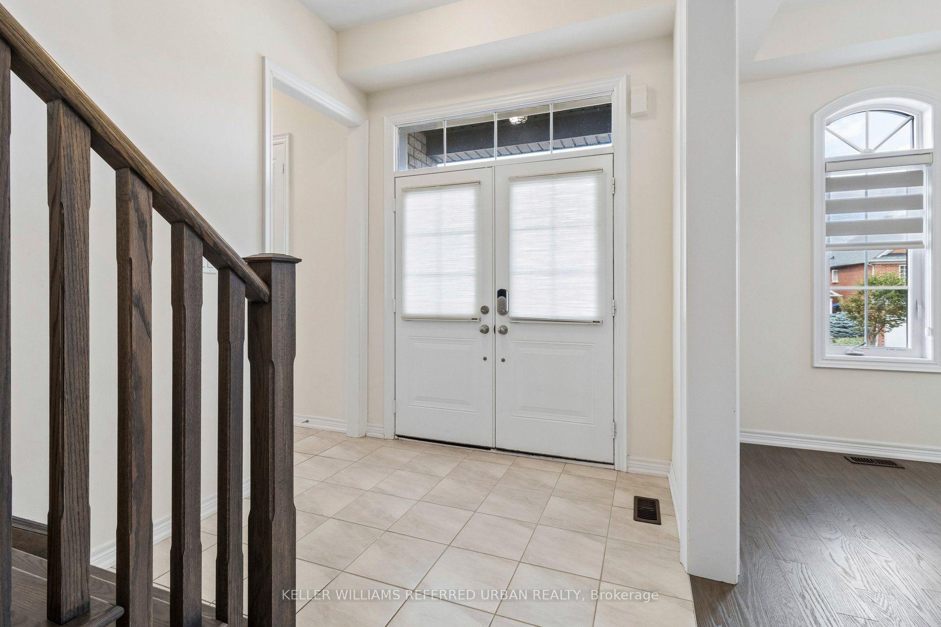 Photo 5 of 54 Leary Crescent, Richmond Hill, Westbrook — HOMEH