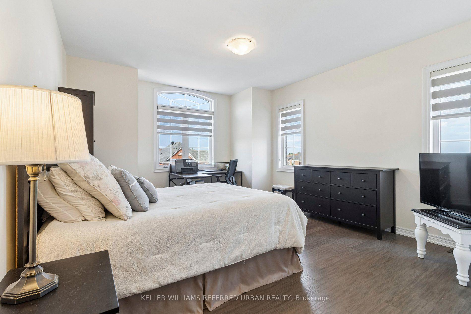 Photo 30 of 54 Leary Crescent, Richmond Hill, Westbrook — HOMEH