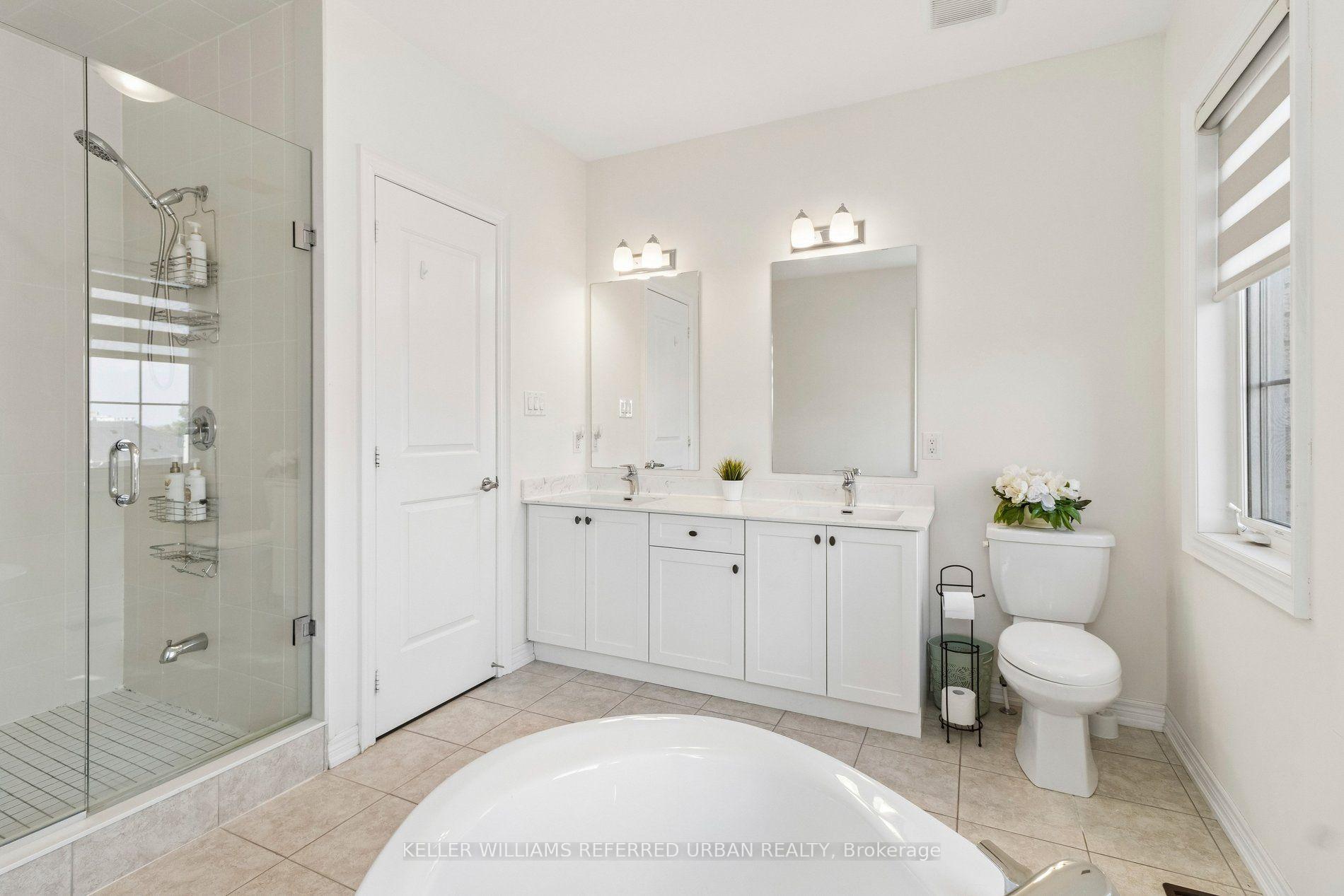 Photo 34 of 54 Leary Crescent, Richmond Hill, Westbrook — HOMEH