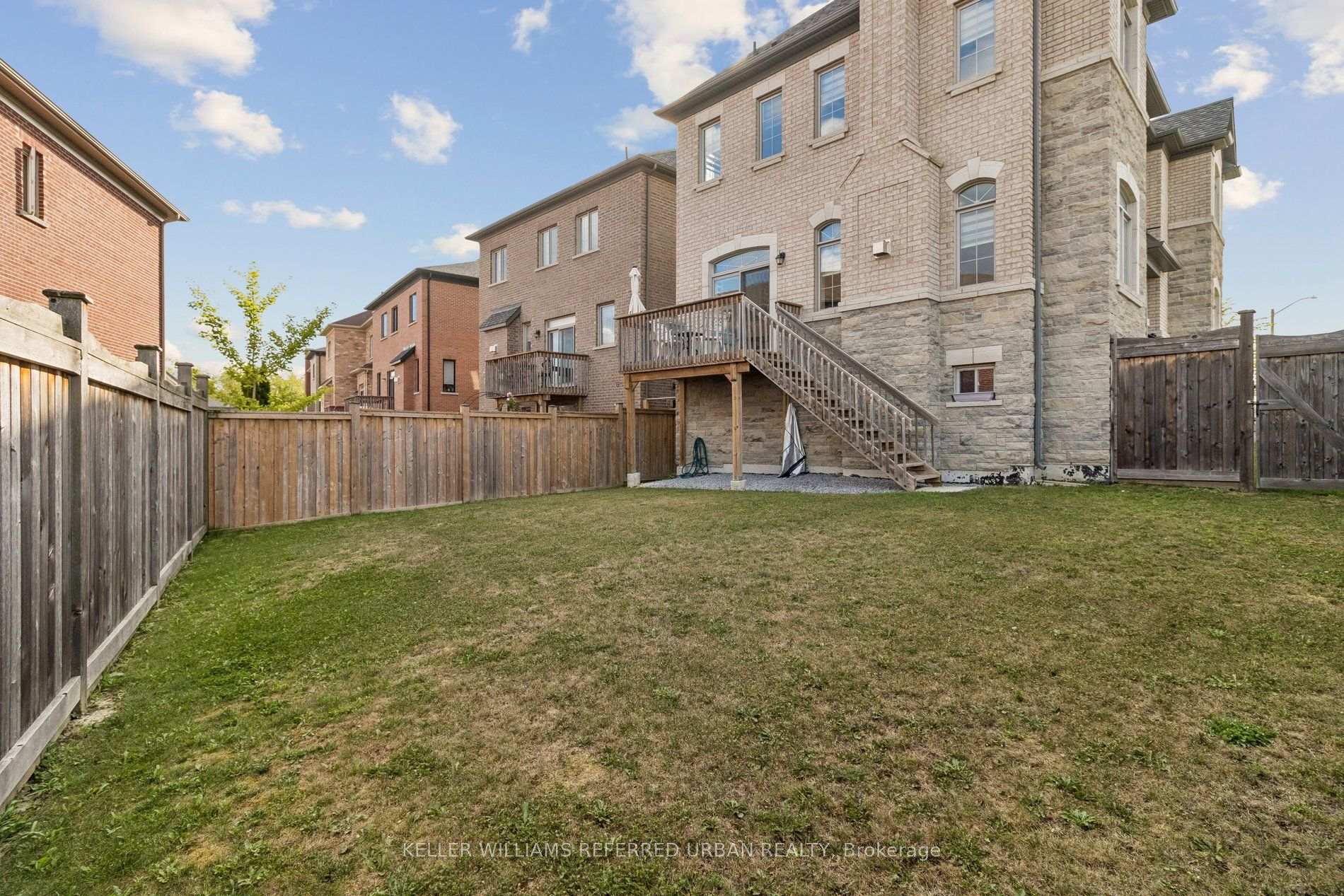 Photo 40 of 54 Leary Crescent, Richmond Hill, Westbrook — HOMEH