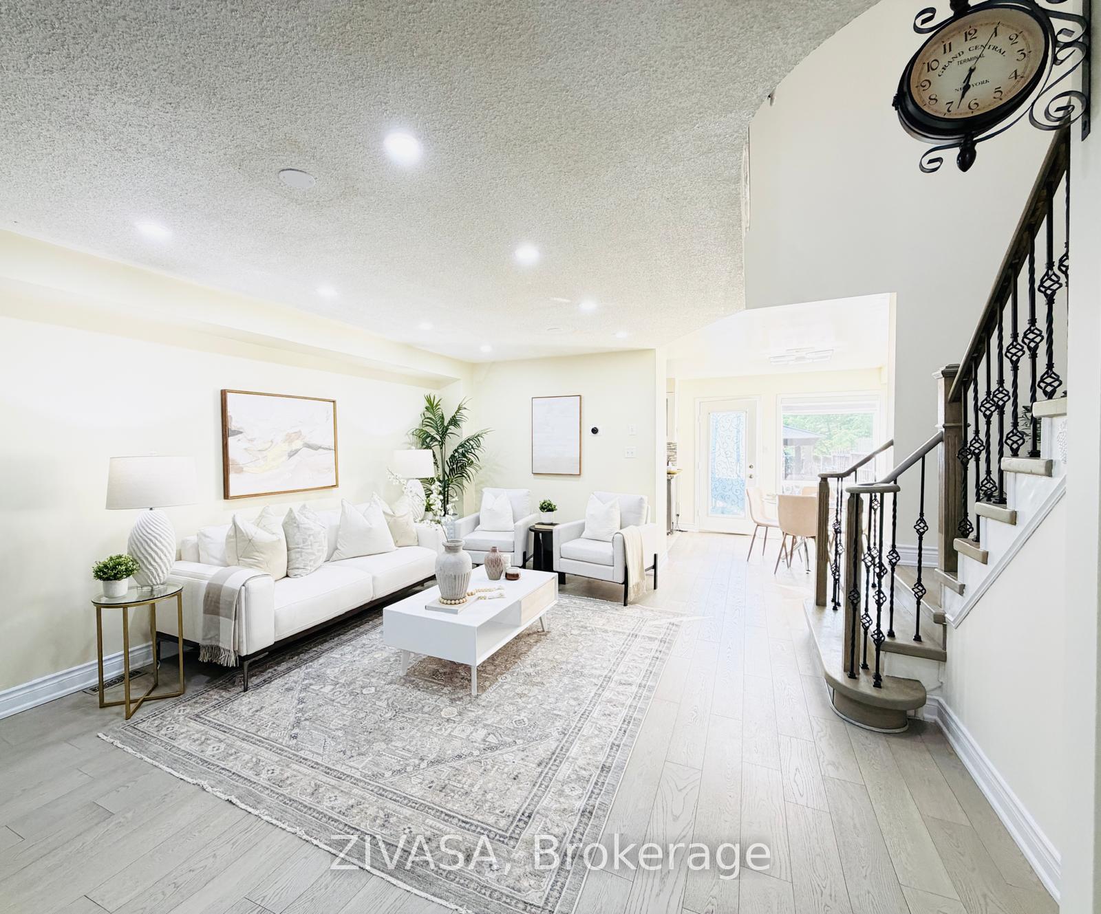 Photo 7 of 5191 Porter Street, Burlington, Uptown — HOMEH