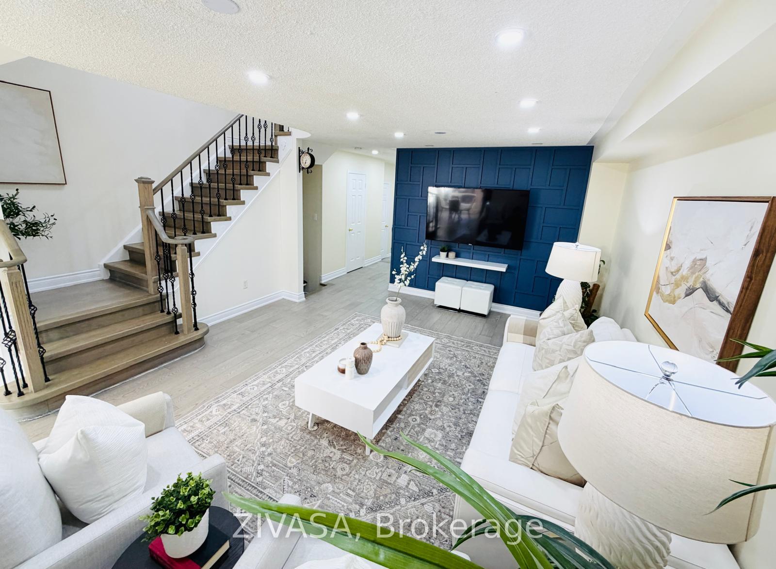 Photo 8 of 5191 Porter Street, Burlington, Uptown — HOMEH