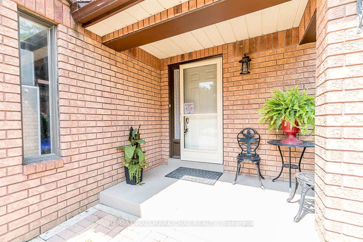 Photo 3 of Unit 5, 149 Riverview Road, New Tecumseth, Rural New Tecumseth — HOMEH