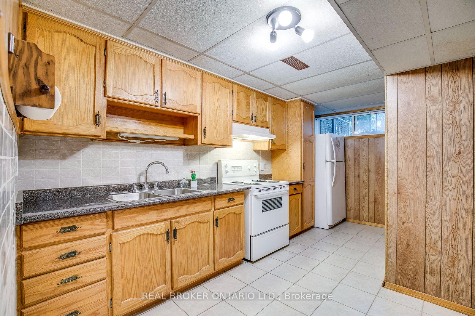 Photo 4 of Unit BSMT, 43 Hammond Road, Mississauga, Streetsville — HOMEH