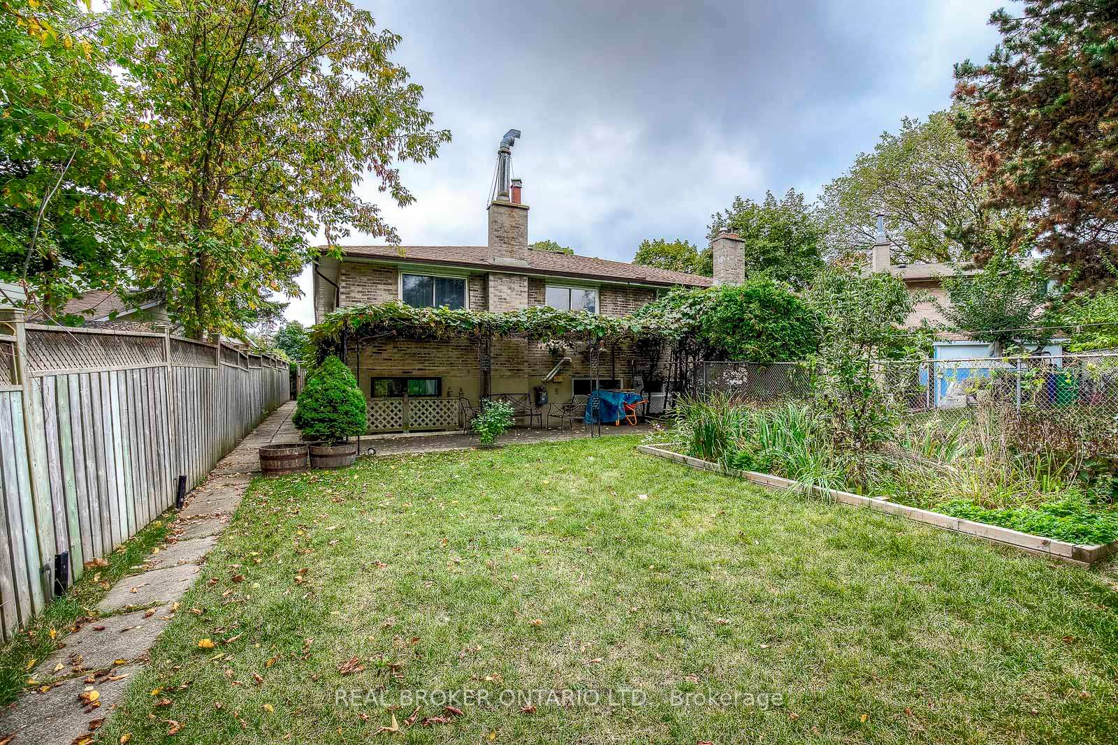 Photo 10 of Unit BSMT, 43 Hammond Road, Mississauga, Streetsville — HOMEH