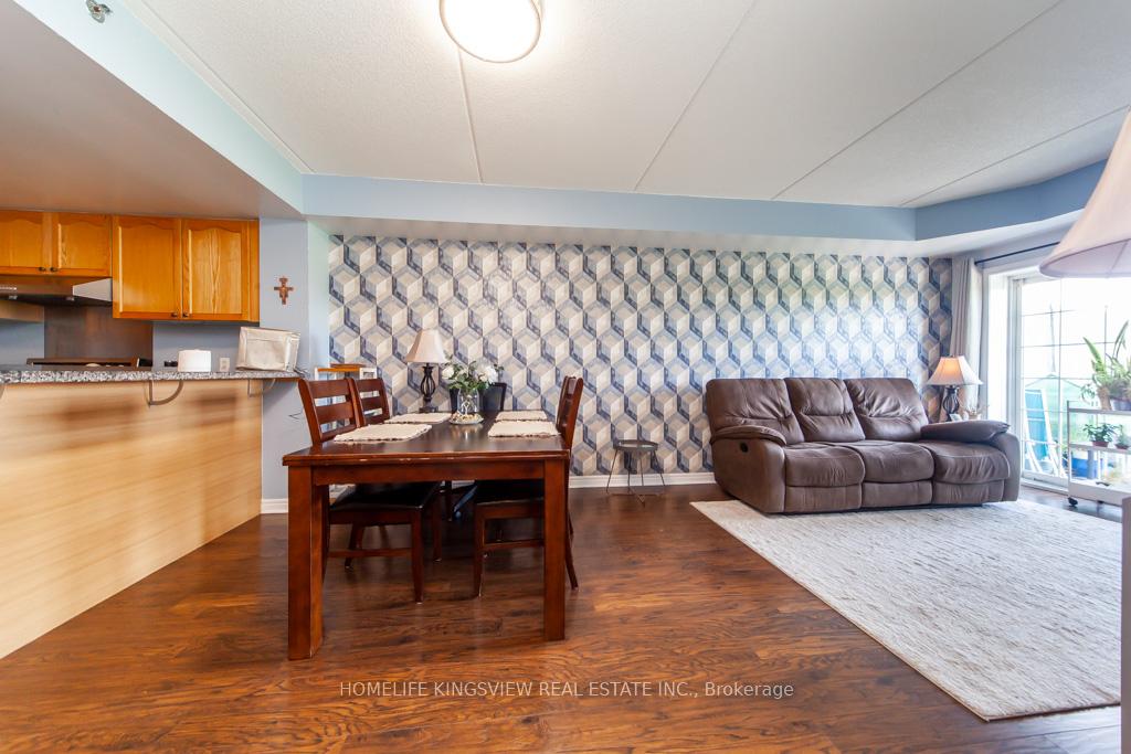 Photo 6 of Unit 301, 7428 Markham Road, Markham, Middlefield — HOMEH