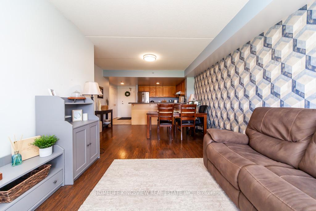 Photo 7 of Unit 301, 7428 Markham Road, Markham, Middlefield — HOMEH