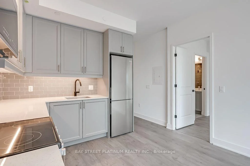 Photo 44 of Unit 537, 2343 Khalsa Gate W, Oakville, West Oak Trails — HOMEH