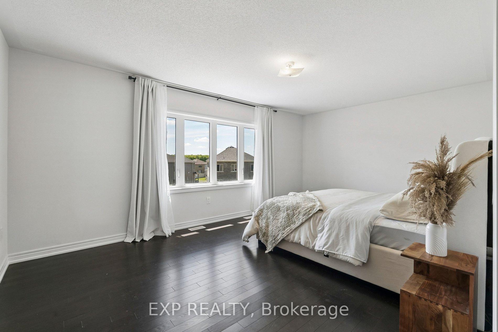 Photo 36 of 285 Chippewa Avenue, Shelburne — HOMEH
