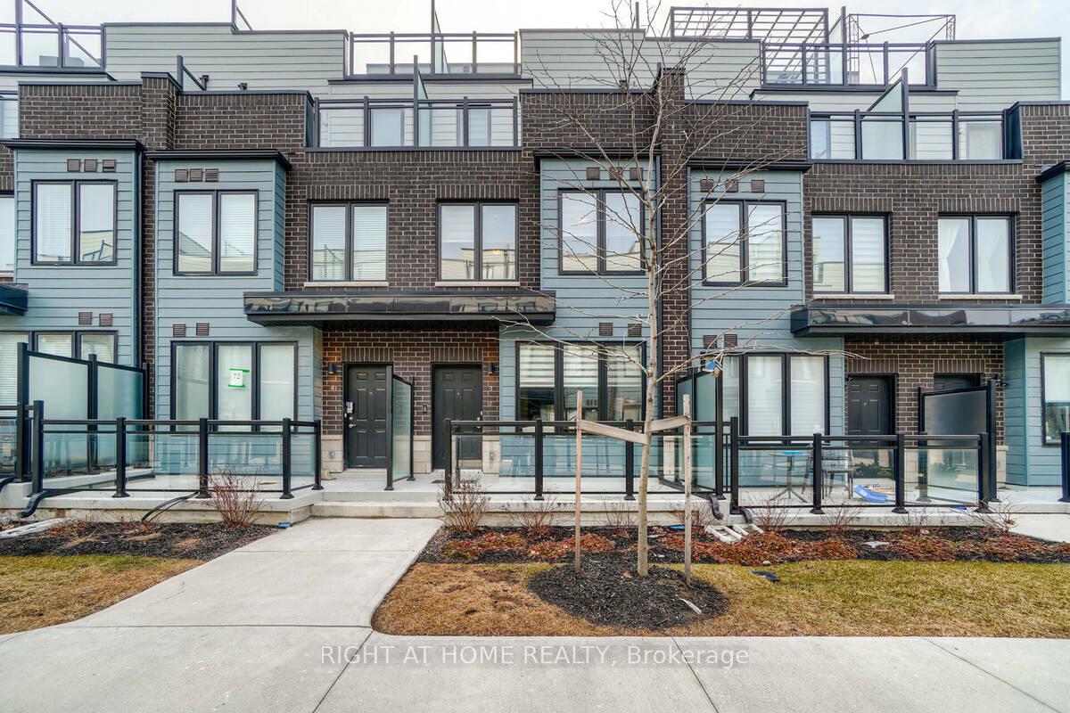 Photo 2 of Unit 3, 2285 McNab Lane, Mississauga, Clarkson — HOMEH