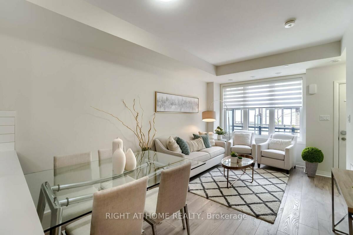 Photo 9 of Unit 3, 2285 McNab Lane, Mississauga, Clarkson — HOMEH