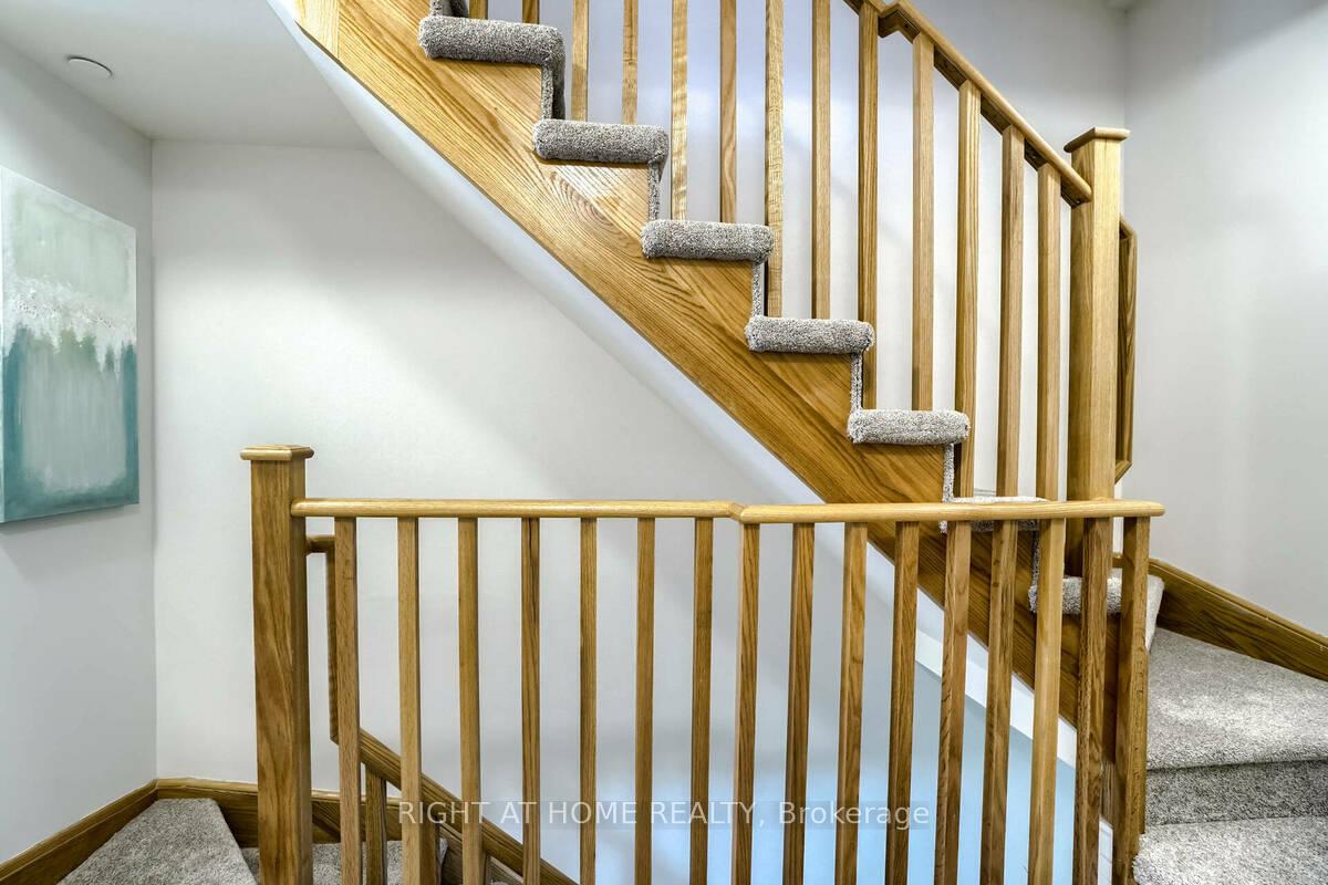 Photo 24 of Unit 3, 2285 McNab Lane, Mississauga, Clarkson — HOMEH