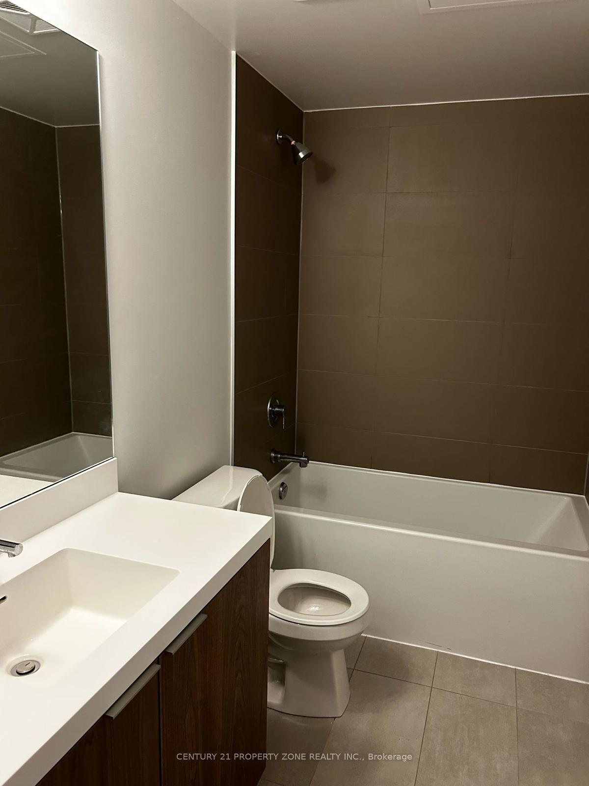 Photo 6 of Unit 3421, 28 Widmer Street, Toronto, Waterfront Communities — HOMEH