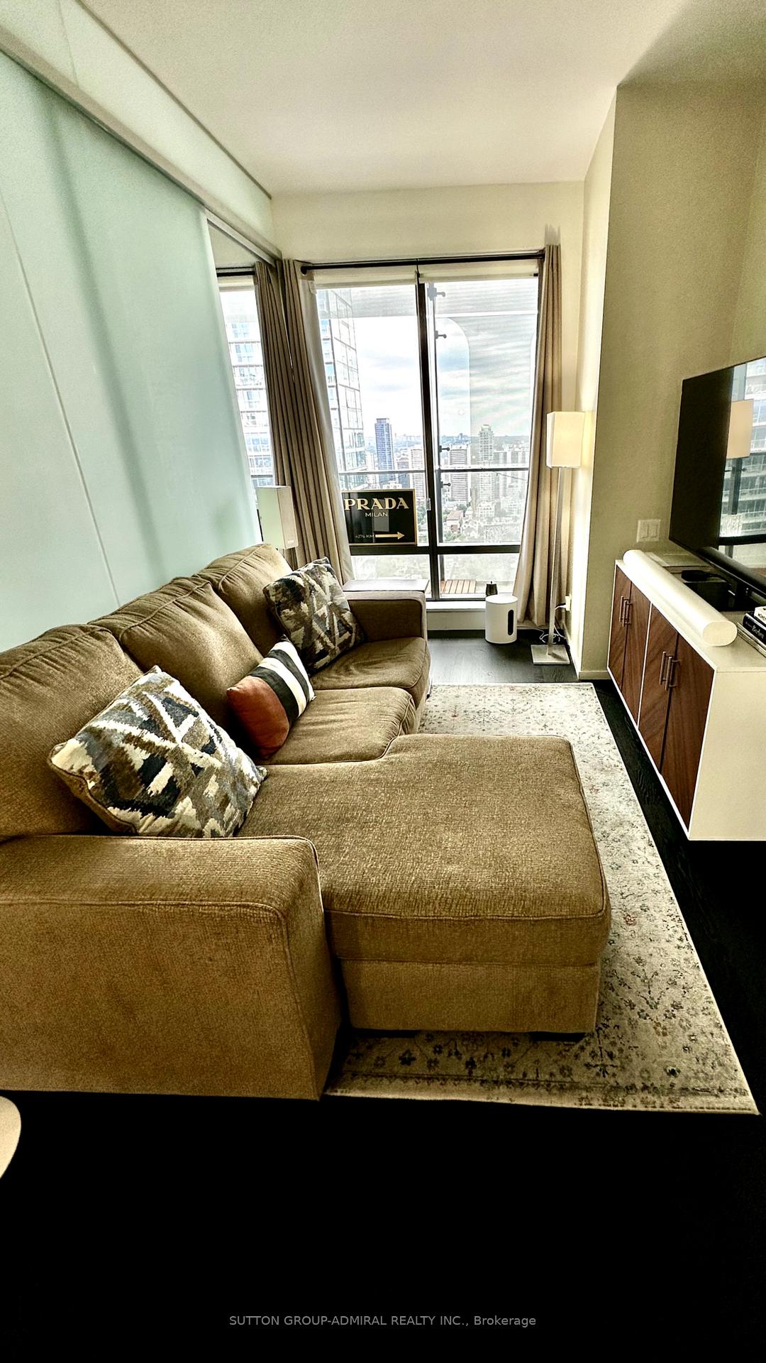 Photo 5 of Unit 3511, 5 St Joseph Street, Toronto, Bay Street Corridor — HOMEH