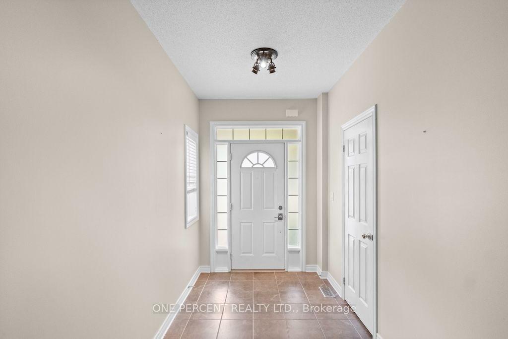 Photo 4 of 4645 Drever Road, Burlington, Alton — HOMEH