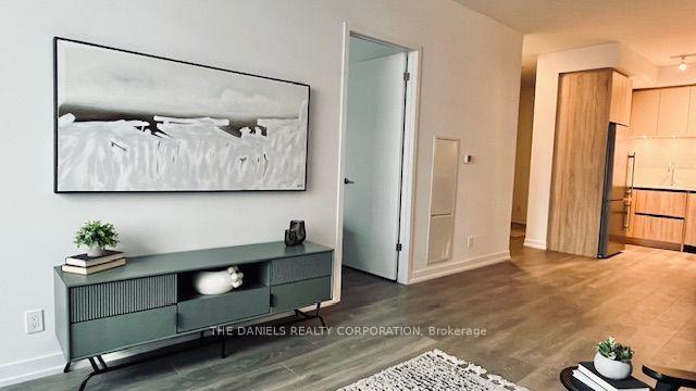 Photo 3 of Unit 120, 8 Beverley Glen Boulevard, Vaughan, Beverley Glen — HOMEH