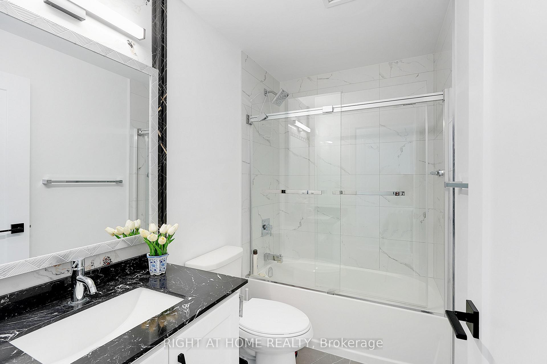 Photo 15 of Unit 905, 460 Dundas Street E, Hamilton, Waterdown — HOMEH