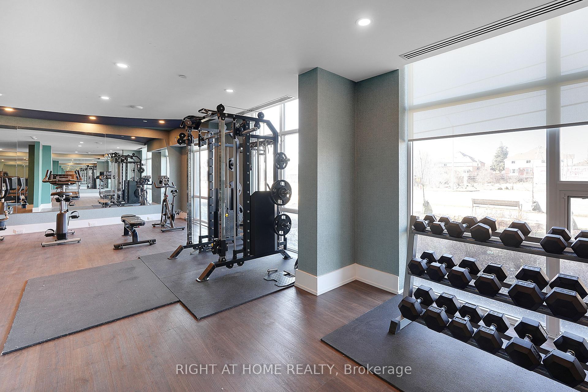 Photo 19 of Unit 905, 460 Dundas Street E, Hamilton, Waterdown — HOMEH