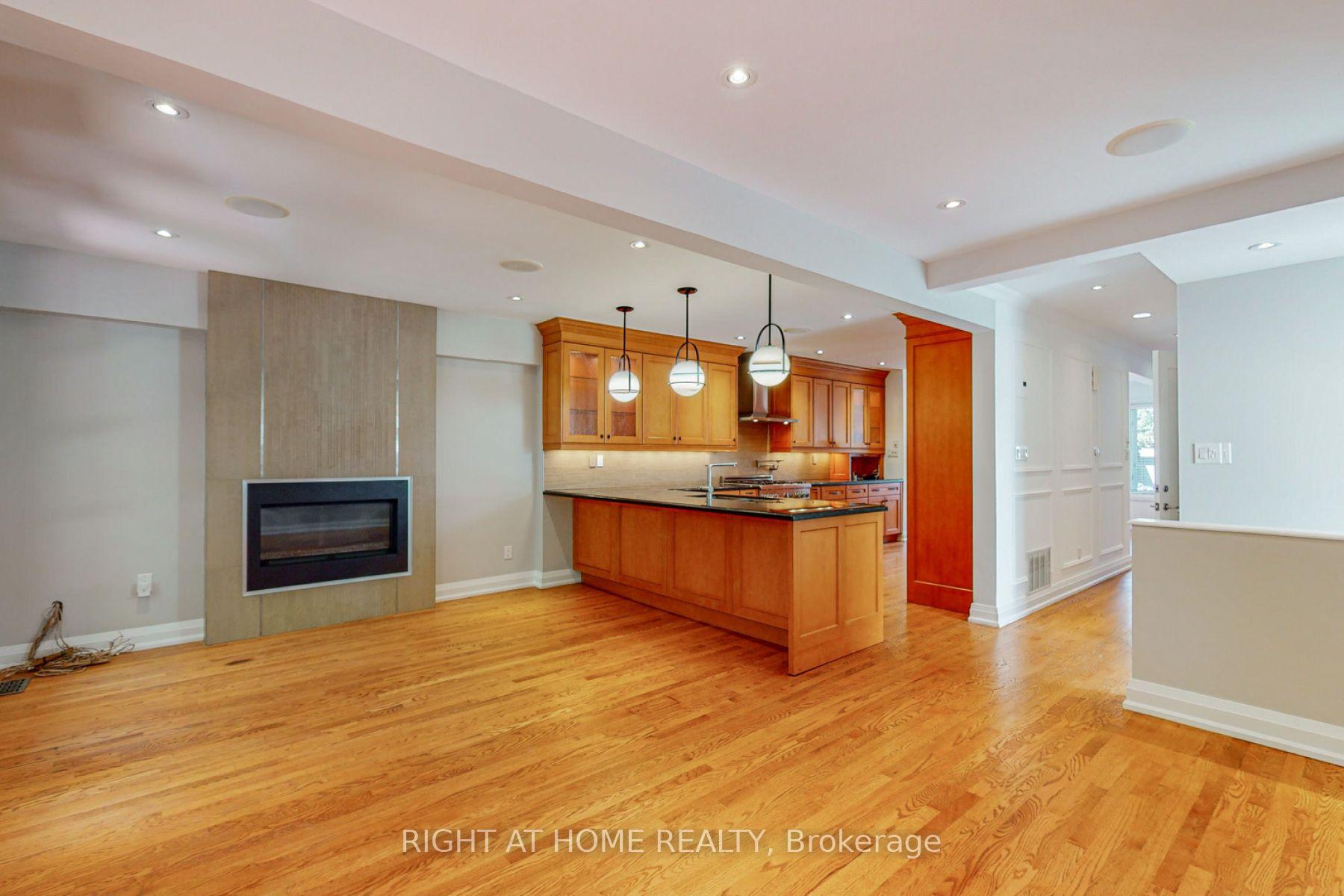 Photo 7 of 183 Cameron Avenue, North York, Lansing-Westgate — HOMEH