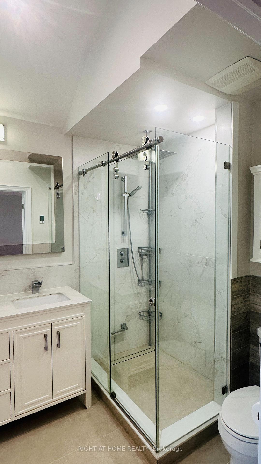 Photo 19 of 183 Cameron Avenue, North York, Lansing-Westgate — HOMEH
