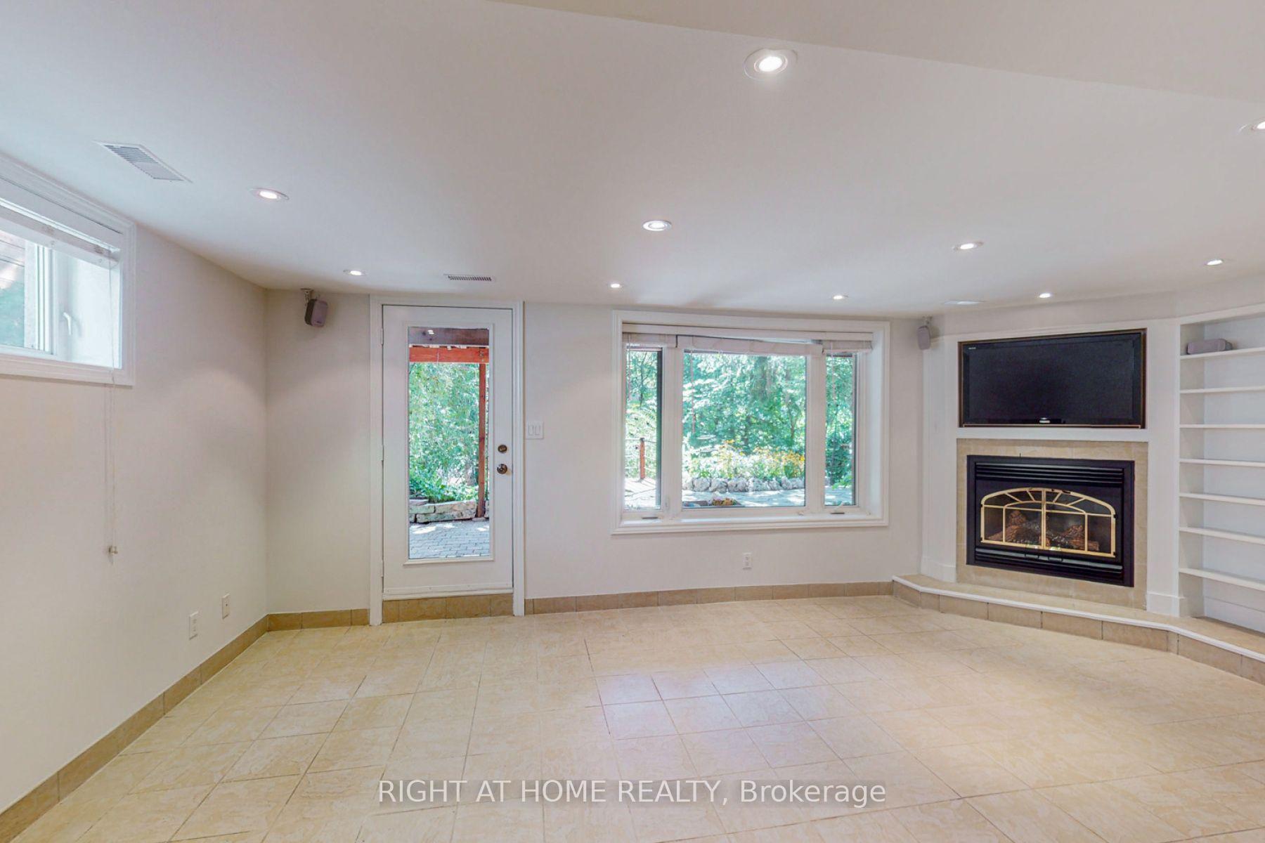 Photo 26 of 183 Cameron Avenue, North York, Lansing-Westgate — HOMEH