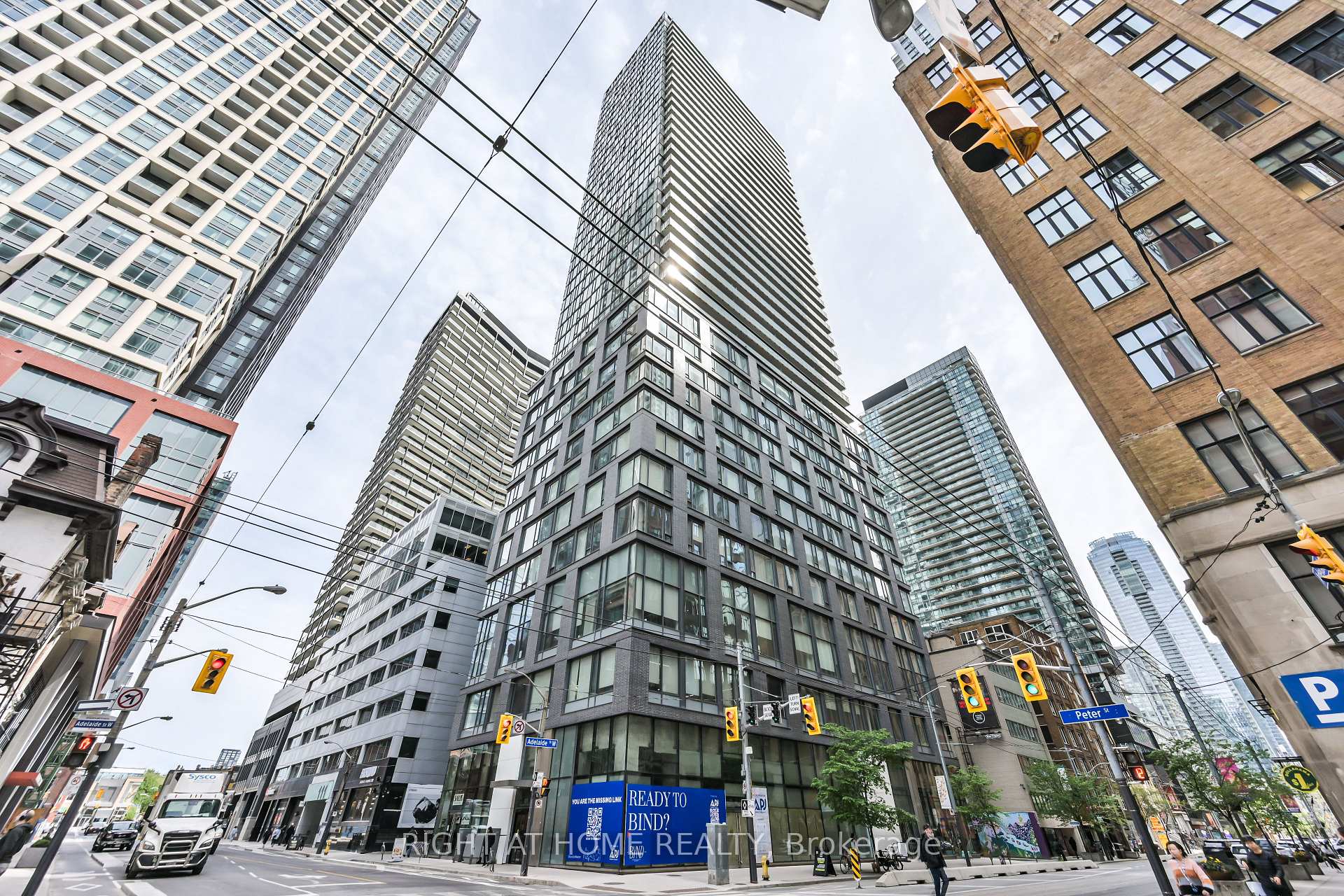Photo 1 of Unit 3903, 101 Peter Street, Toronto, Waterfront Communities — HOMEH
