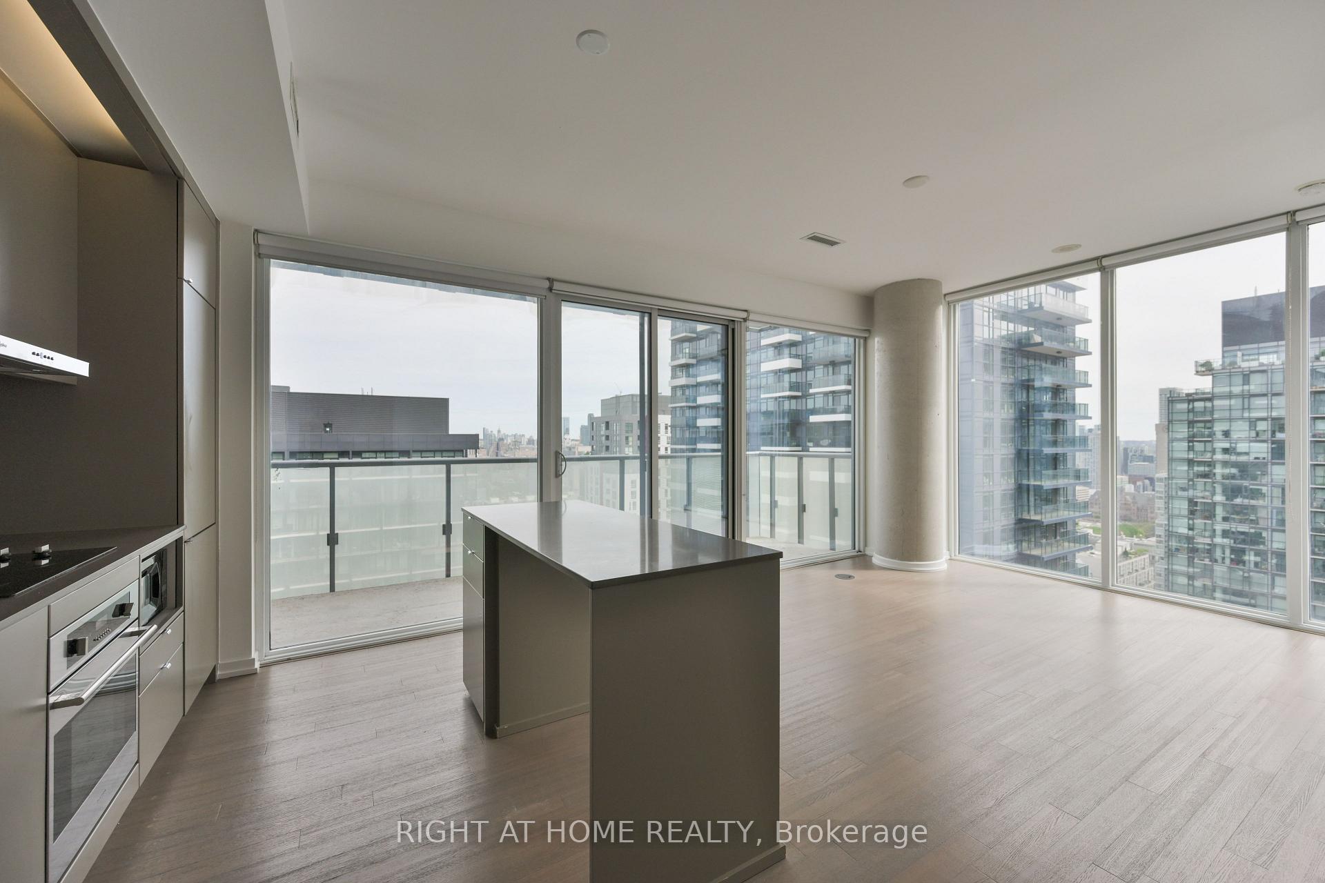 Photo 3 of Unit 3903, 101 Peter Street, Toronto, Waterfront Communities — HOMEH
