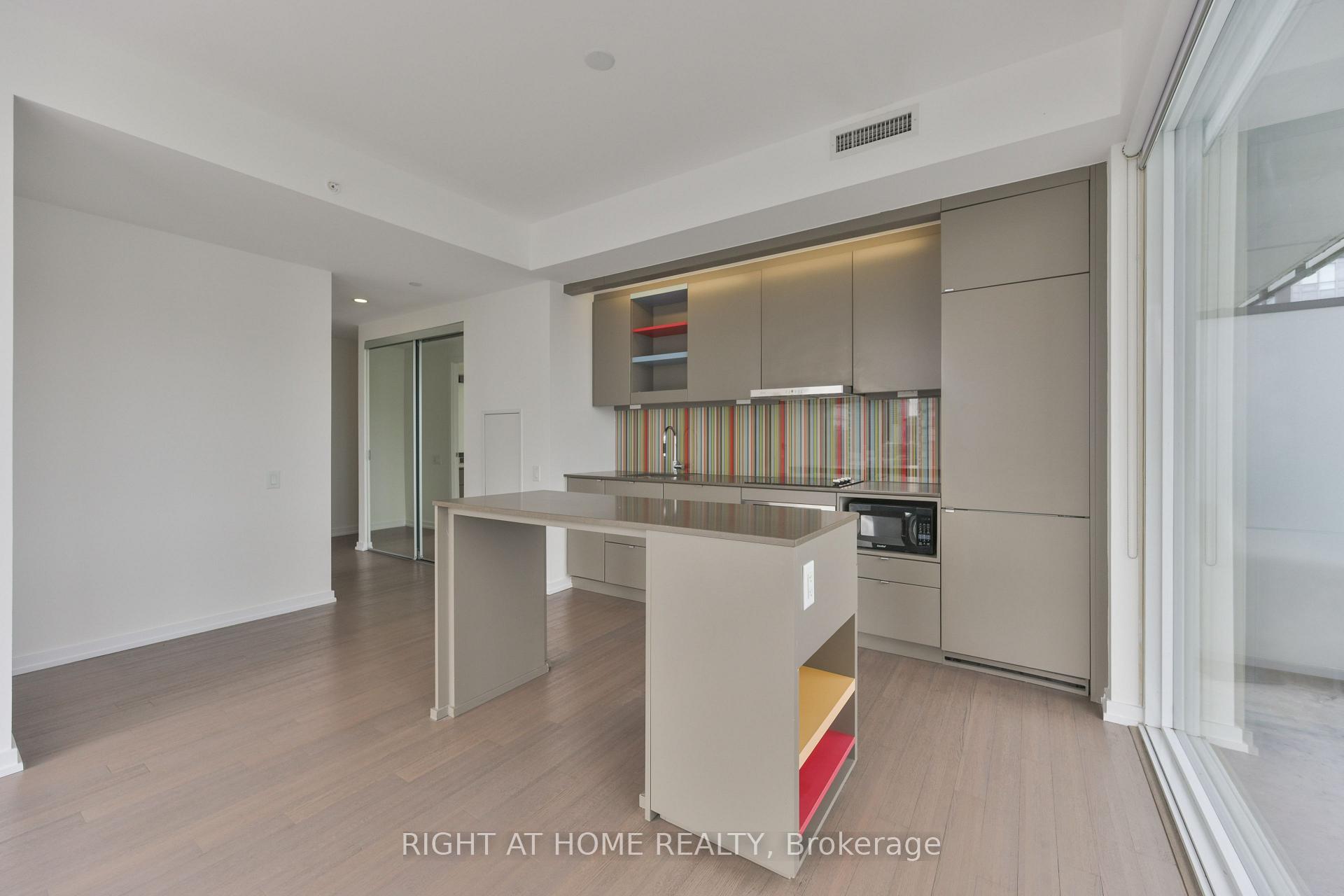 Photo 5 of Unit 3903, 101 Peter Street, Toronto, Waterfront Communities — HOMEH