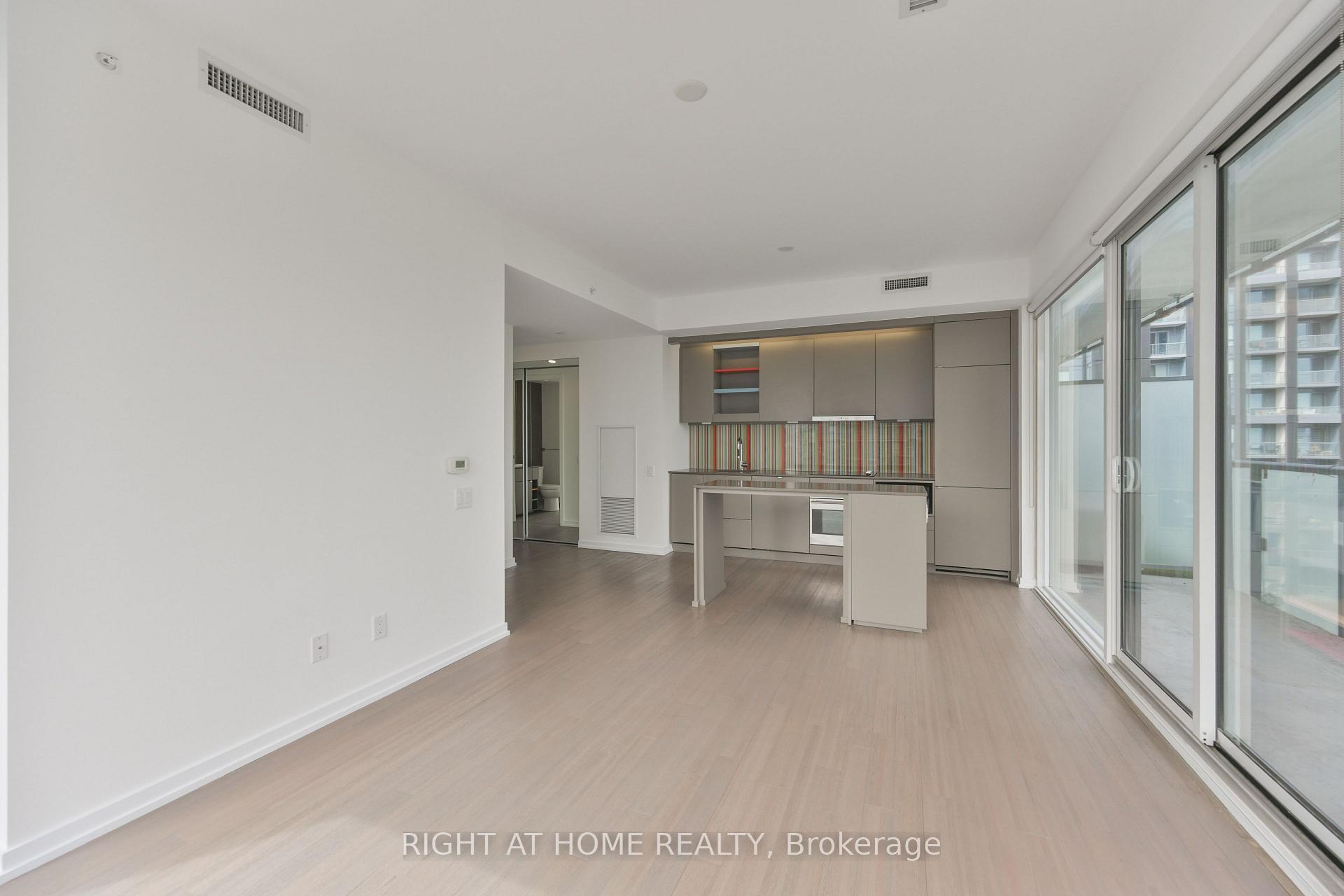 Photo 7 of Unit 3903, 101 Peter Street, Toronto, Waterfront Communities — HOMEH