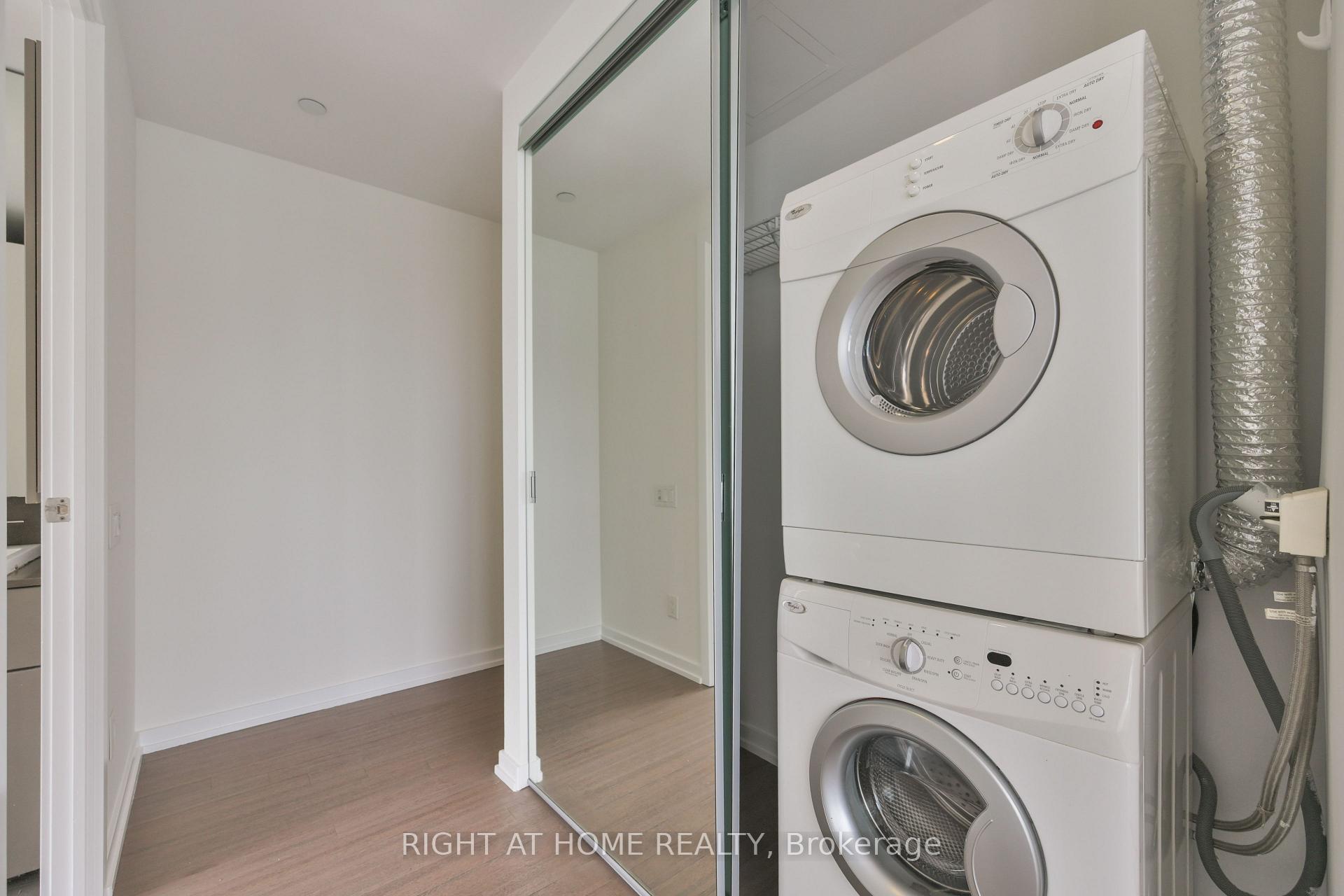 Photo 17 of Unit 3903, 101 Peter Street, Toronto, Waterfront Communities — HOMEH