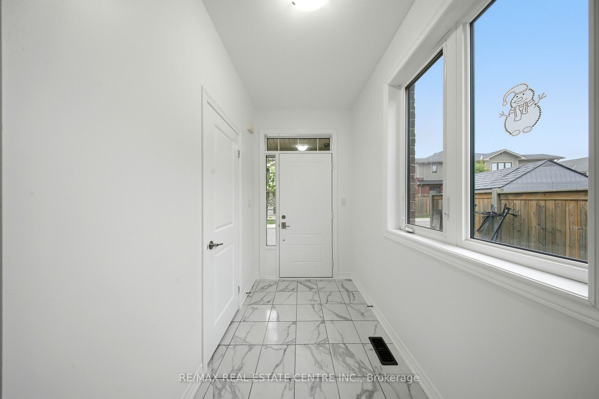 Photo 4 of Unit 167, 1890 Rymal Road E, Hamilton, Rural Glanbrook — HOMEH